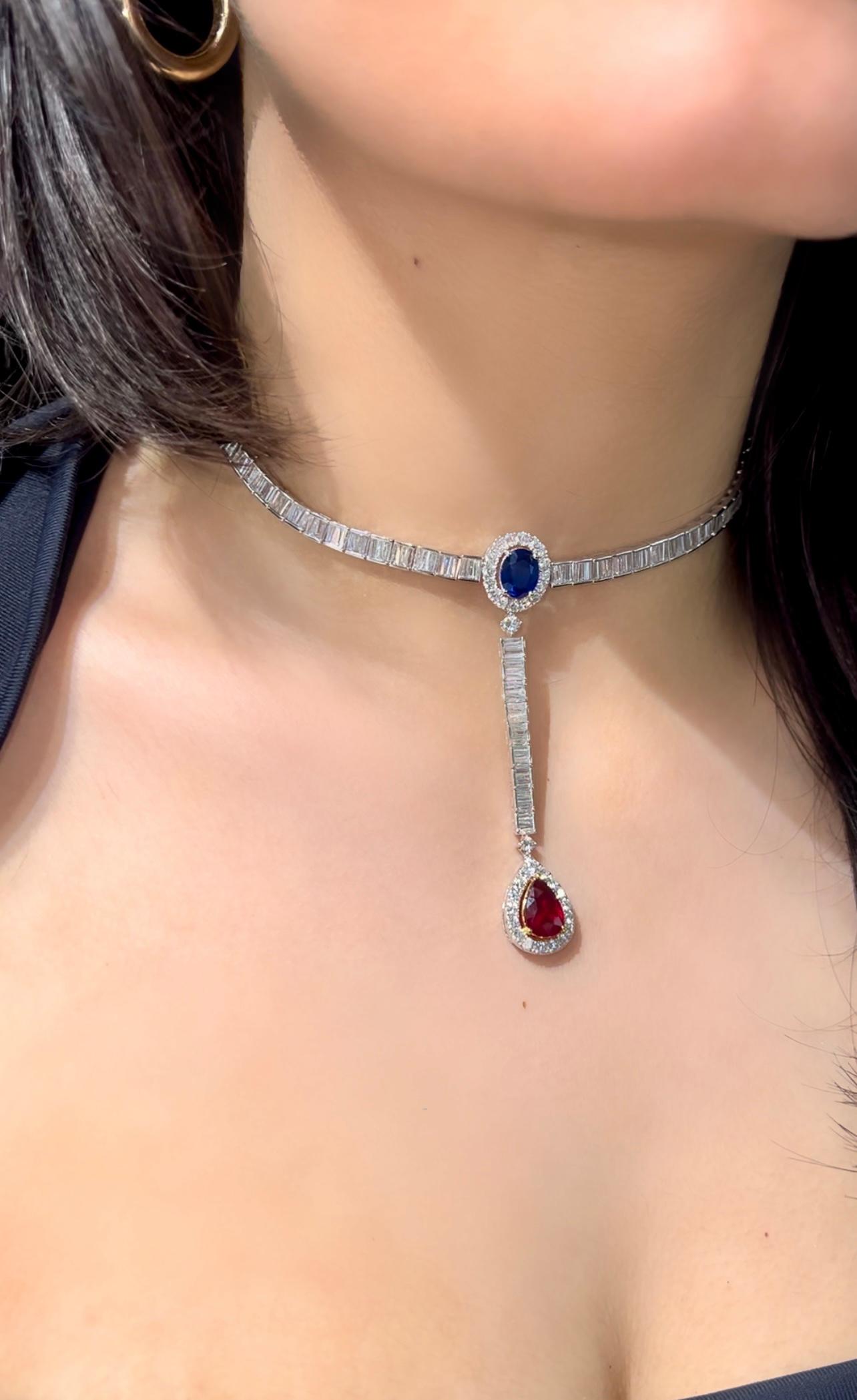 Taglio baguette Collana Choker di diamanti Baguette con rubino birmano e zaffiro di Ceylon 15,79 carati in vendita
