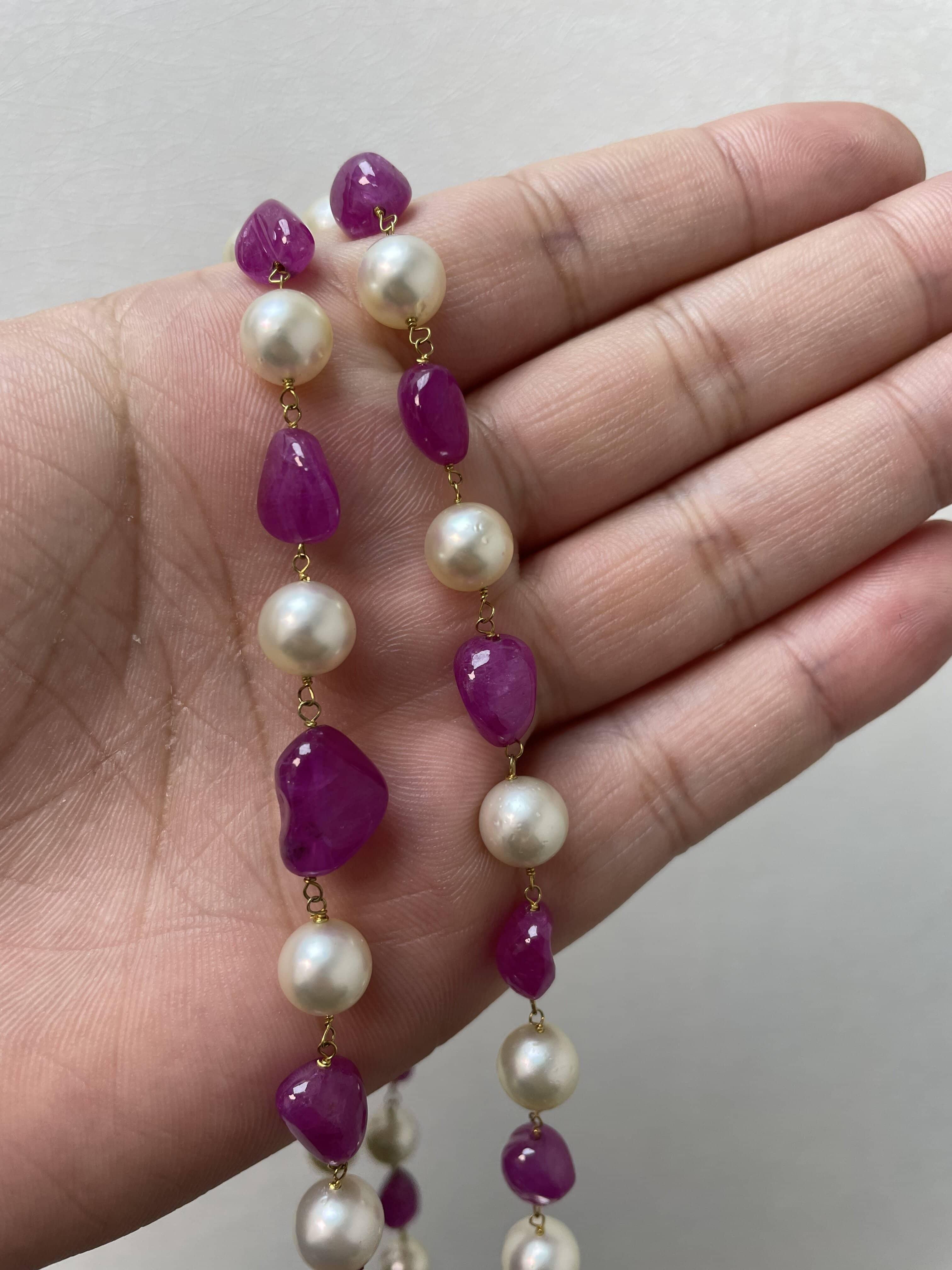 Collar de cuentas de rubí birmano Cts 198 y perlas del Mar del Sur en venta 4