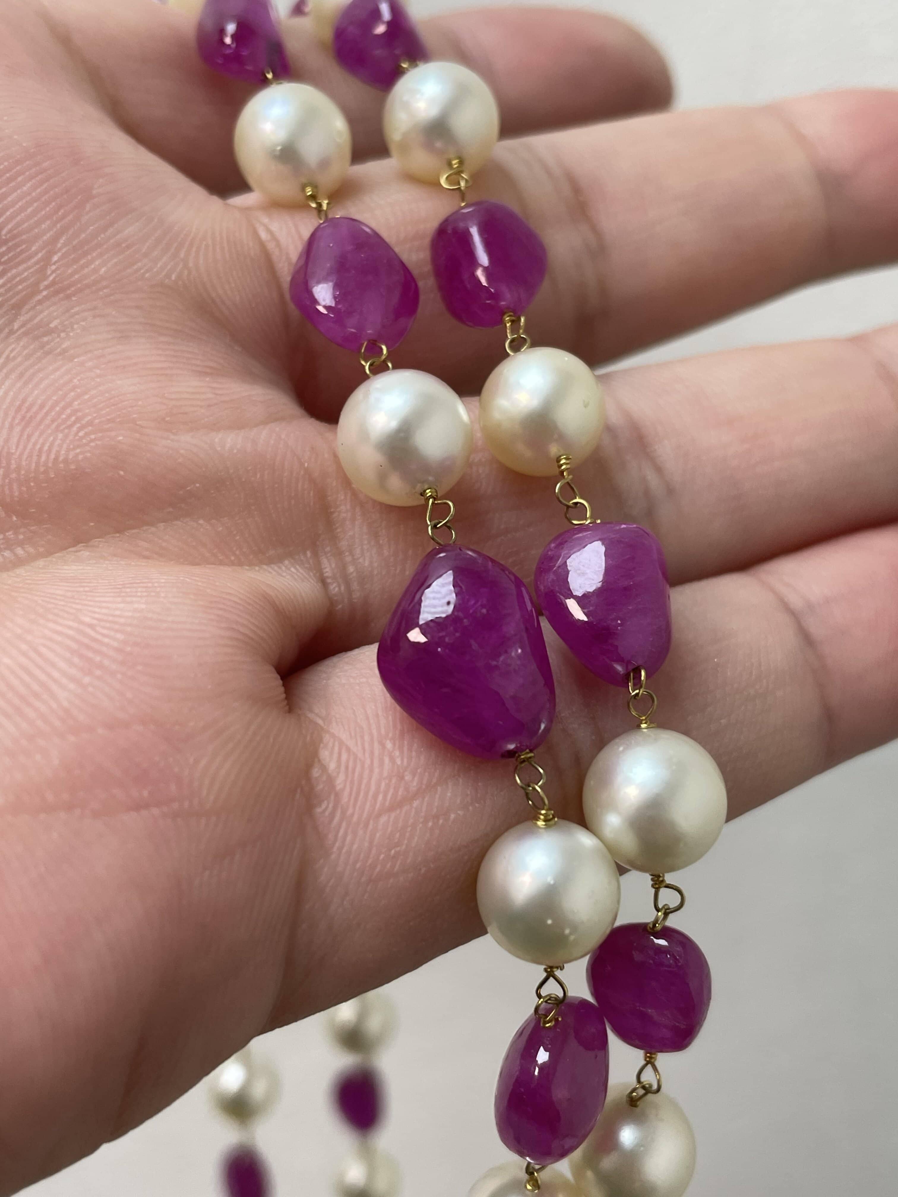 Collar de cuentas de rubí birmano Cts 198 y perlas del Mar del Sur en venta 5