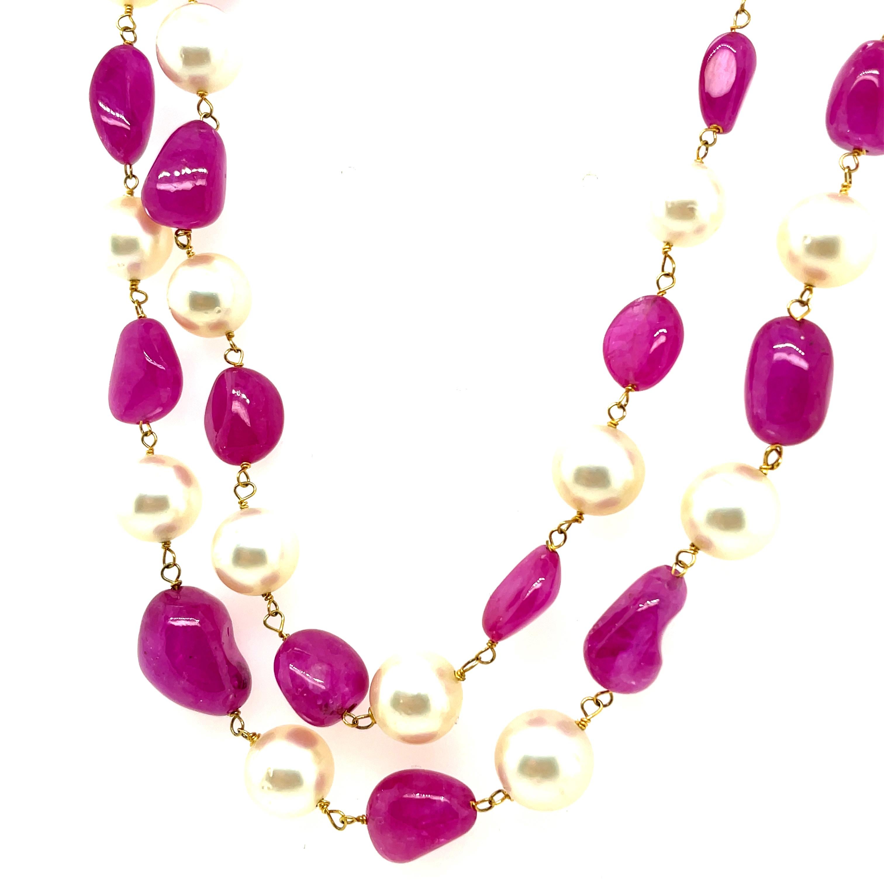 Collar de cuentas de rubí birmano Cts 198 y perlas del Mar del Sur Cuenta en venta