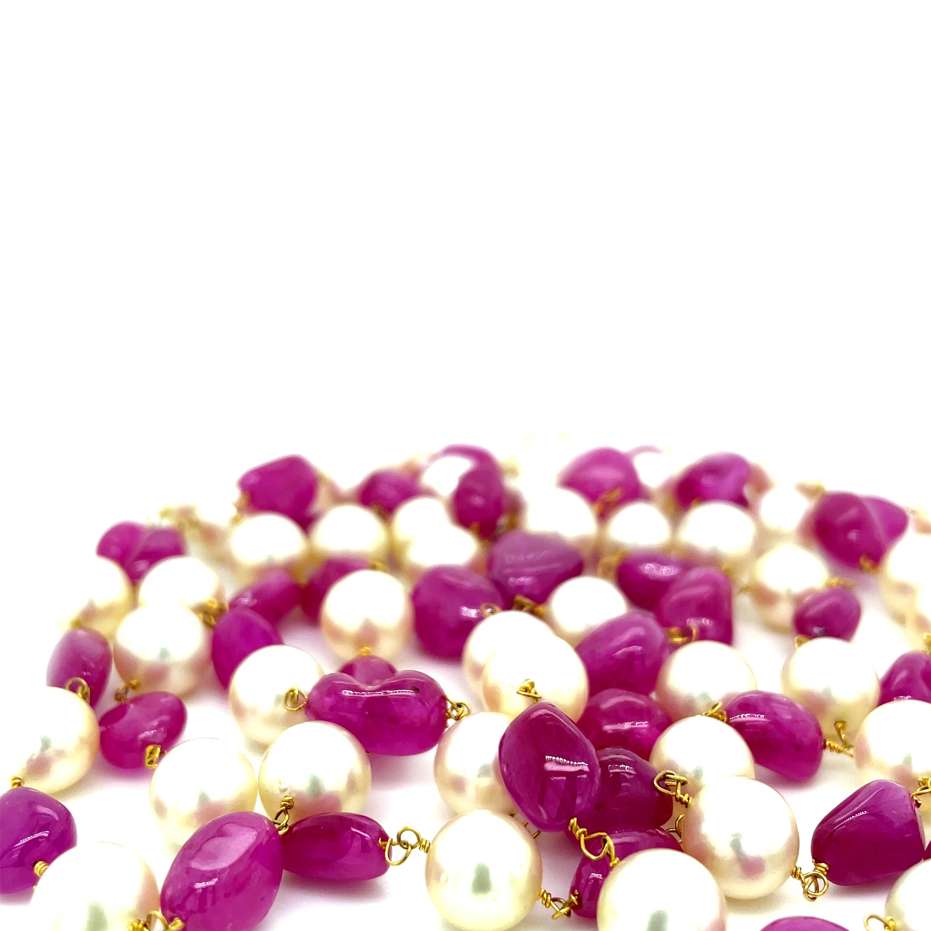 Collar de cuentas de rubí birmano Cts 198 y perlas del Mar del Sur en Nuevo estado para la venta en Hong Kong, HK