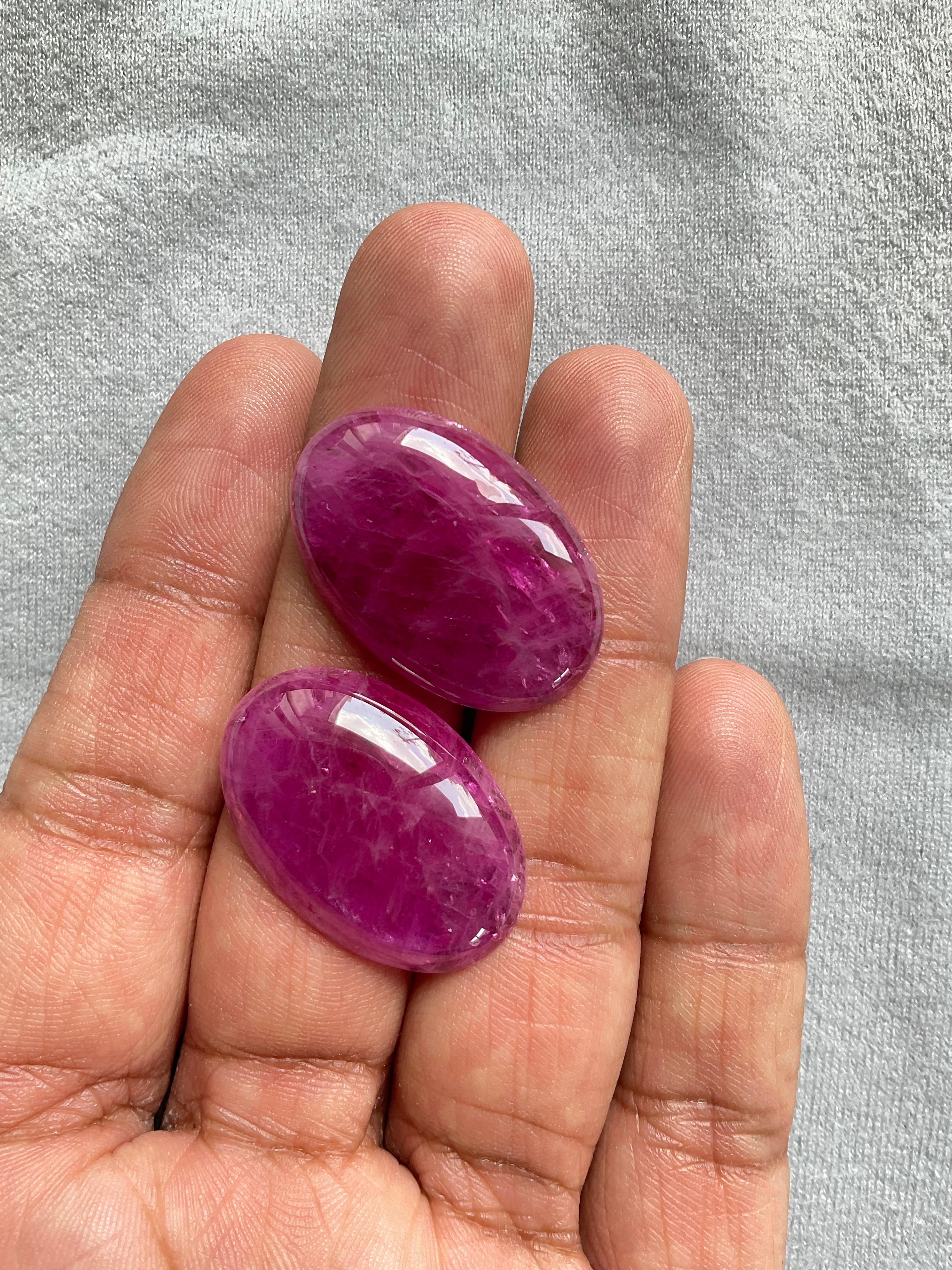 Ein Paar burmesische Rubin-Cabochons für feine Schmuckohrringe 1