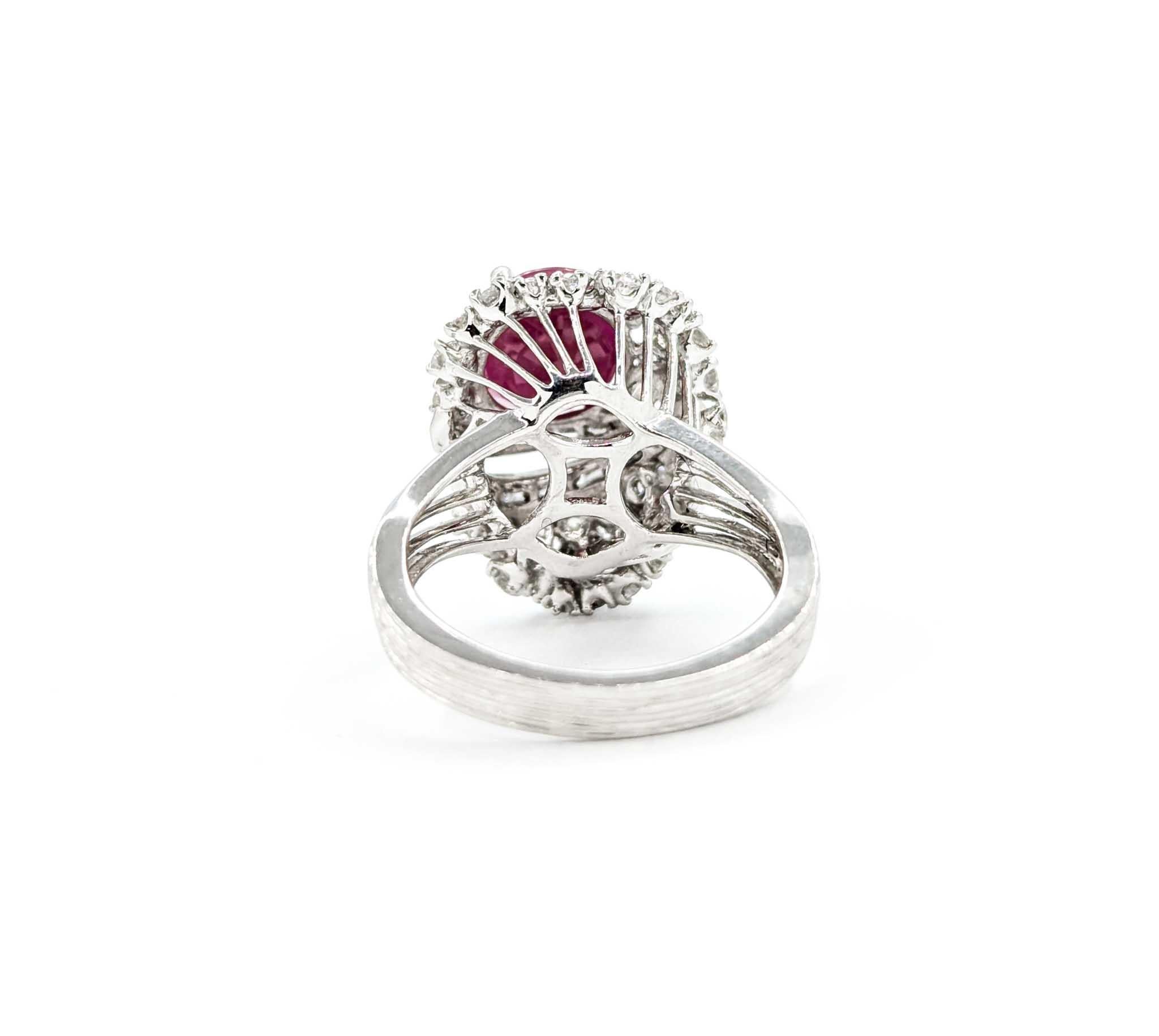 Anillo de rubí birmano en platino con diamantes 4