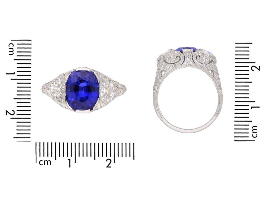 Art Deco Burmese Sapphire and Diamond Cluster Ring, circa 1925 For Sale