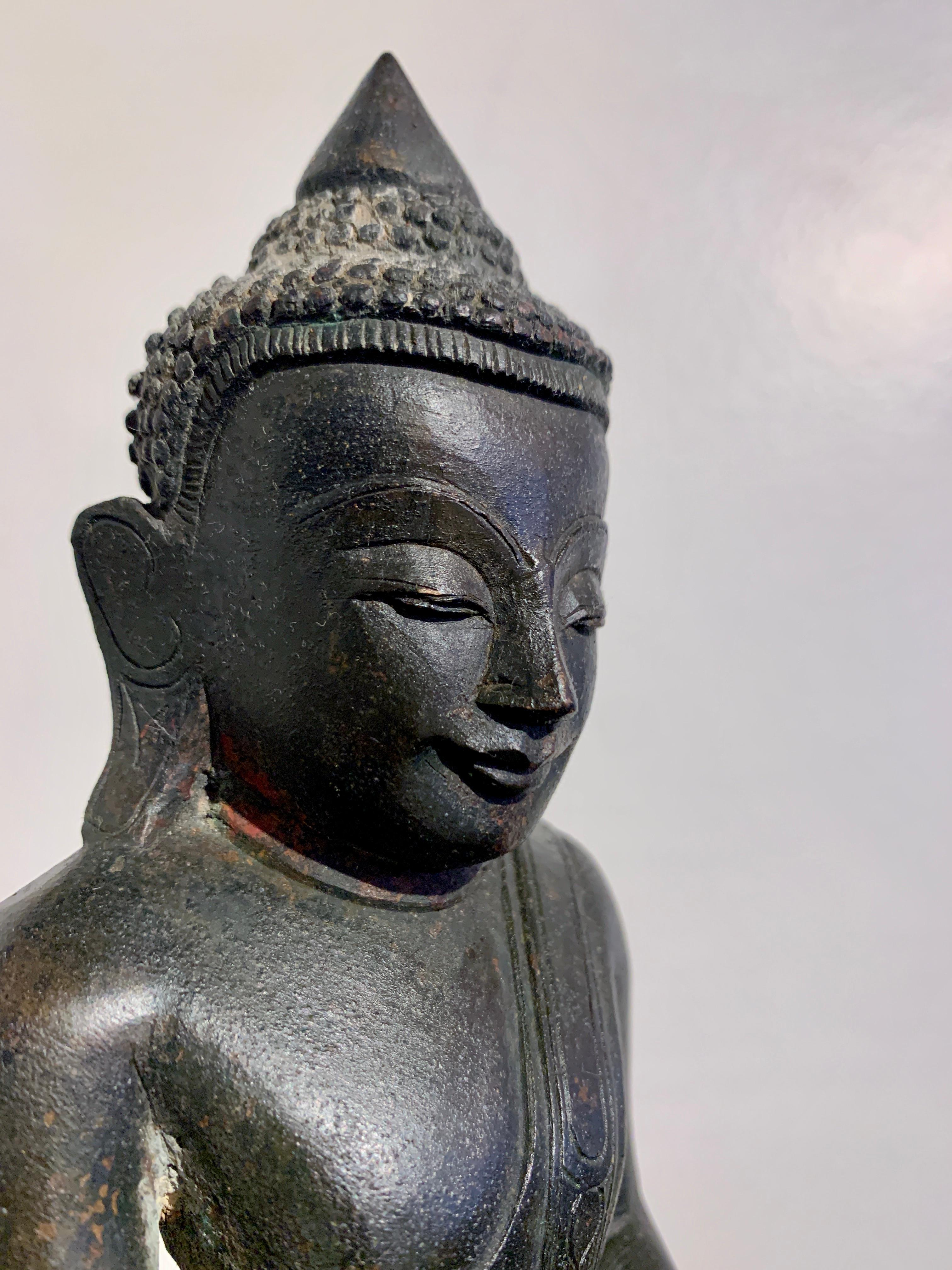 Burmese Shan Ava Style Bronze Seated Buddha, 19th Century, Burma For Sale 5
