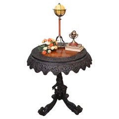 Burmesischer Beistelltisch mit geschnitzter Tip-Top-Platte, Burma 1880