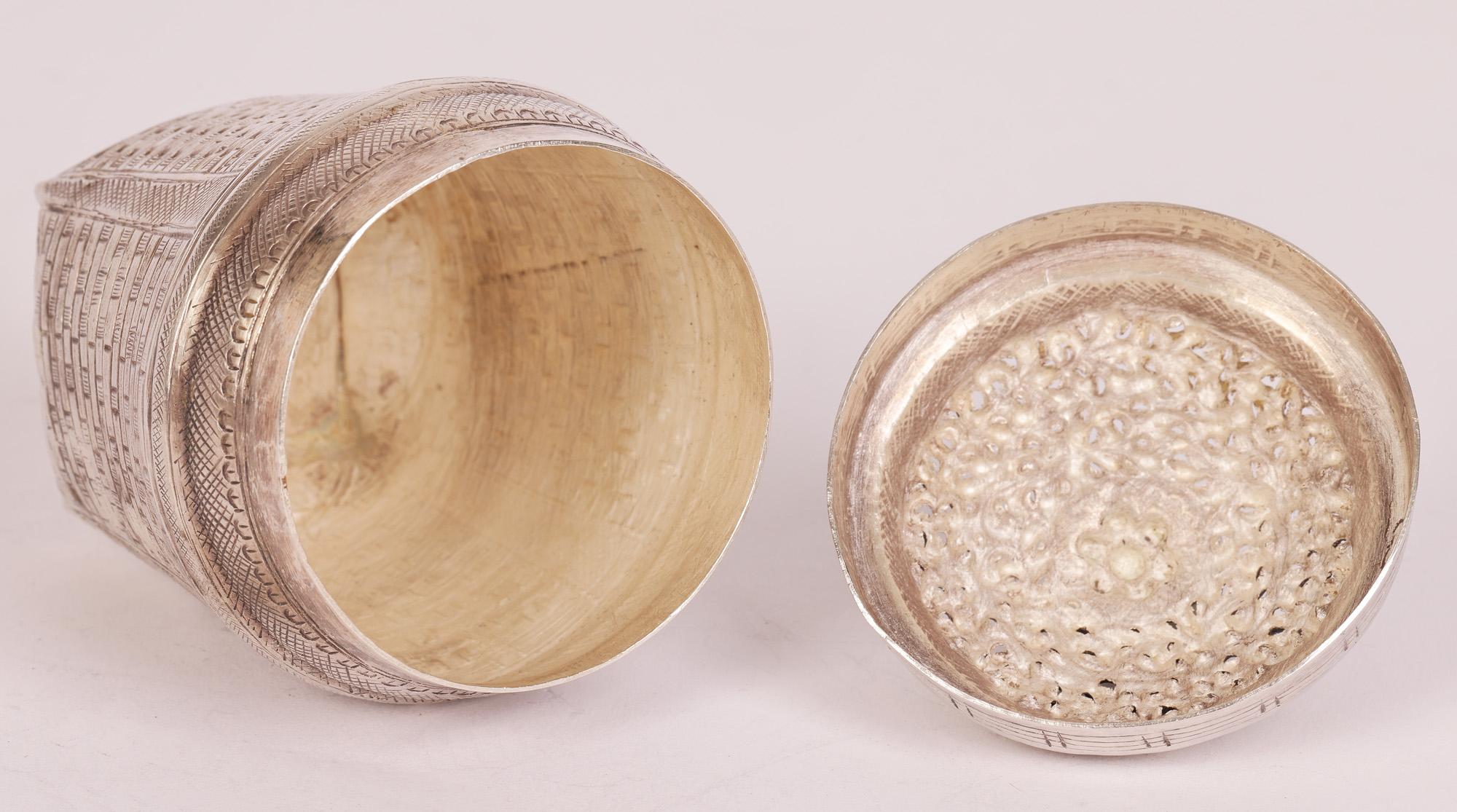 Burmesisches Silber Korbform Deckelgefäße 11