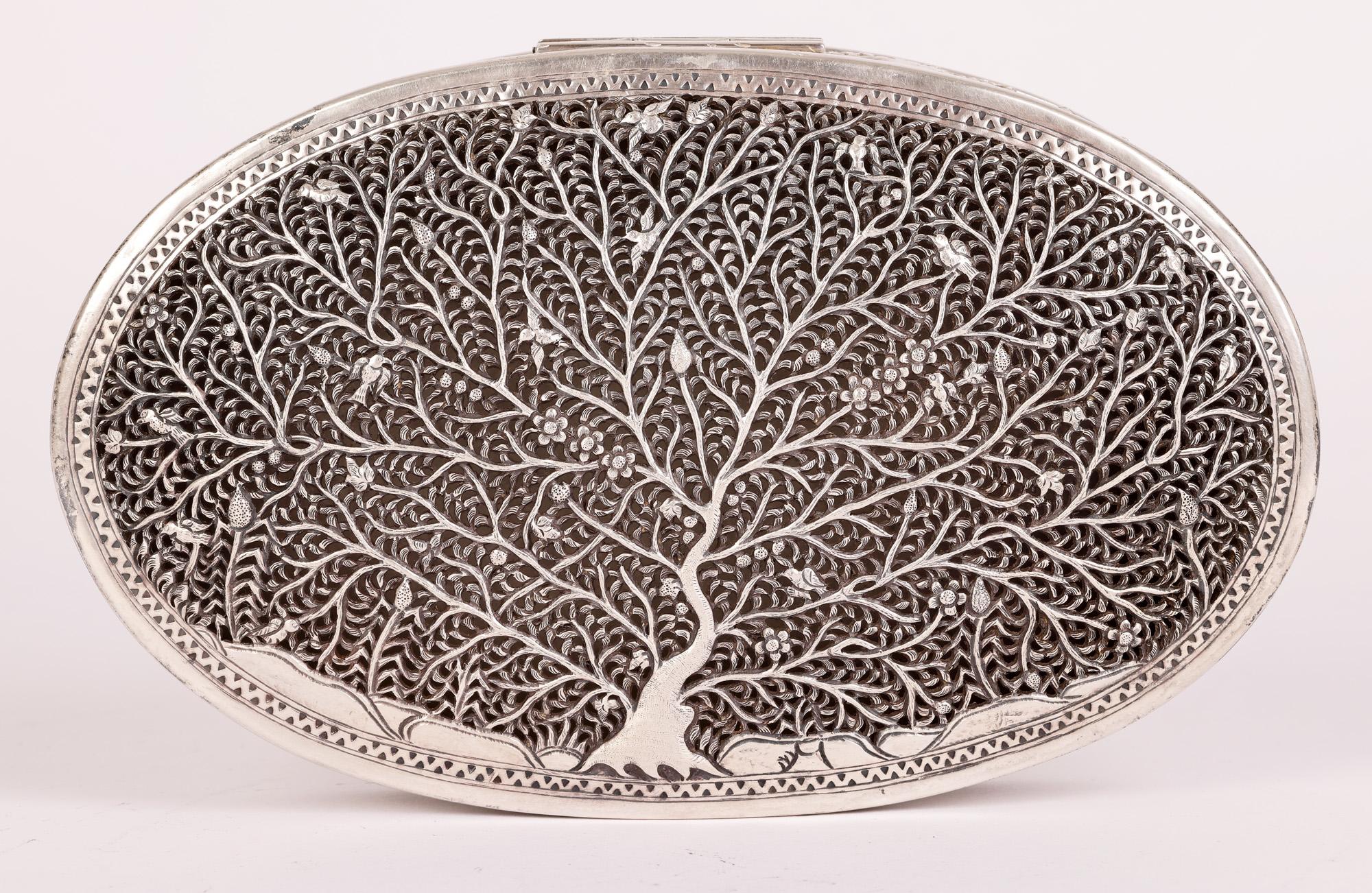Caja ovalada con tapa de plata birmana Árbol de la Vida 1