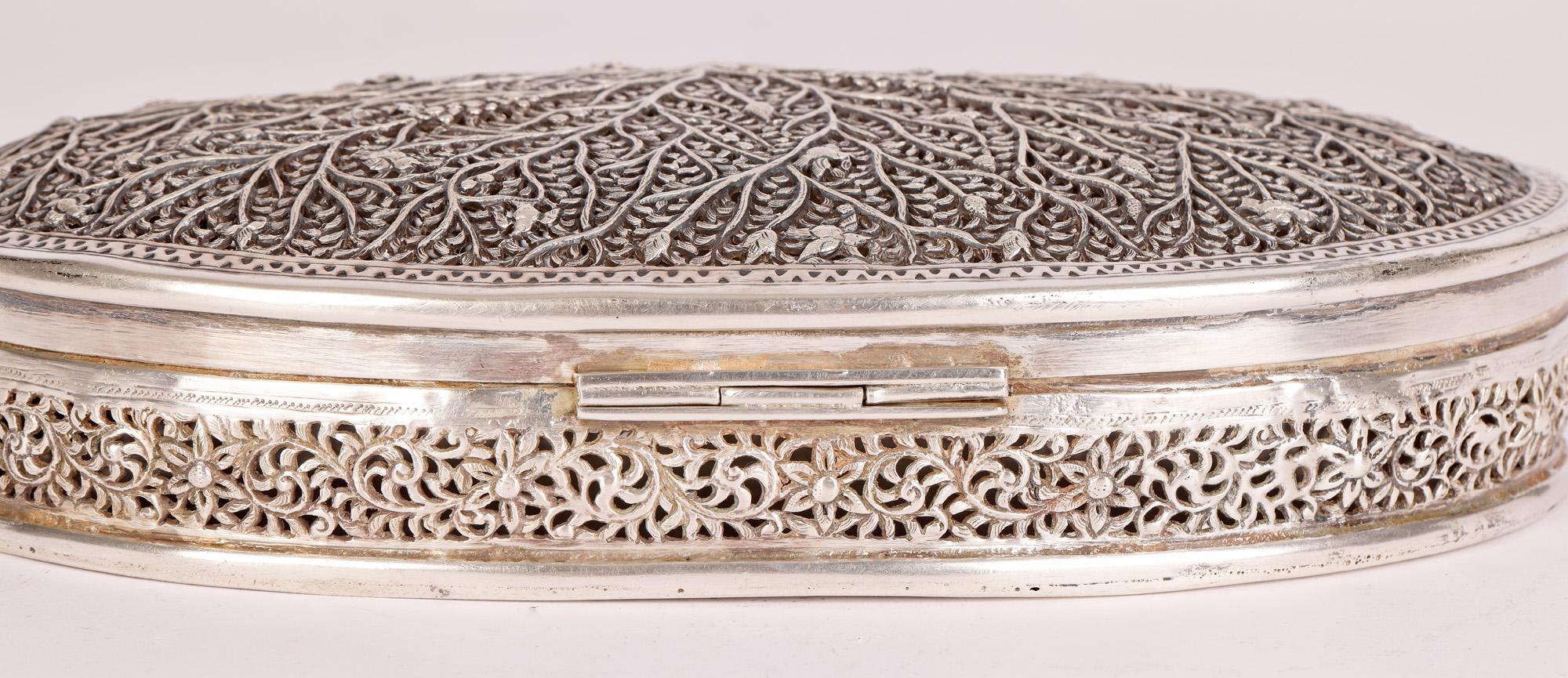 Caja ovalada con tapa de plata birmana Árbol de la Vida 2