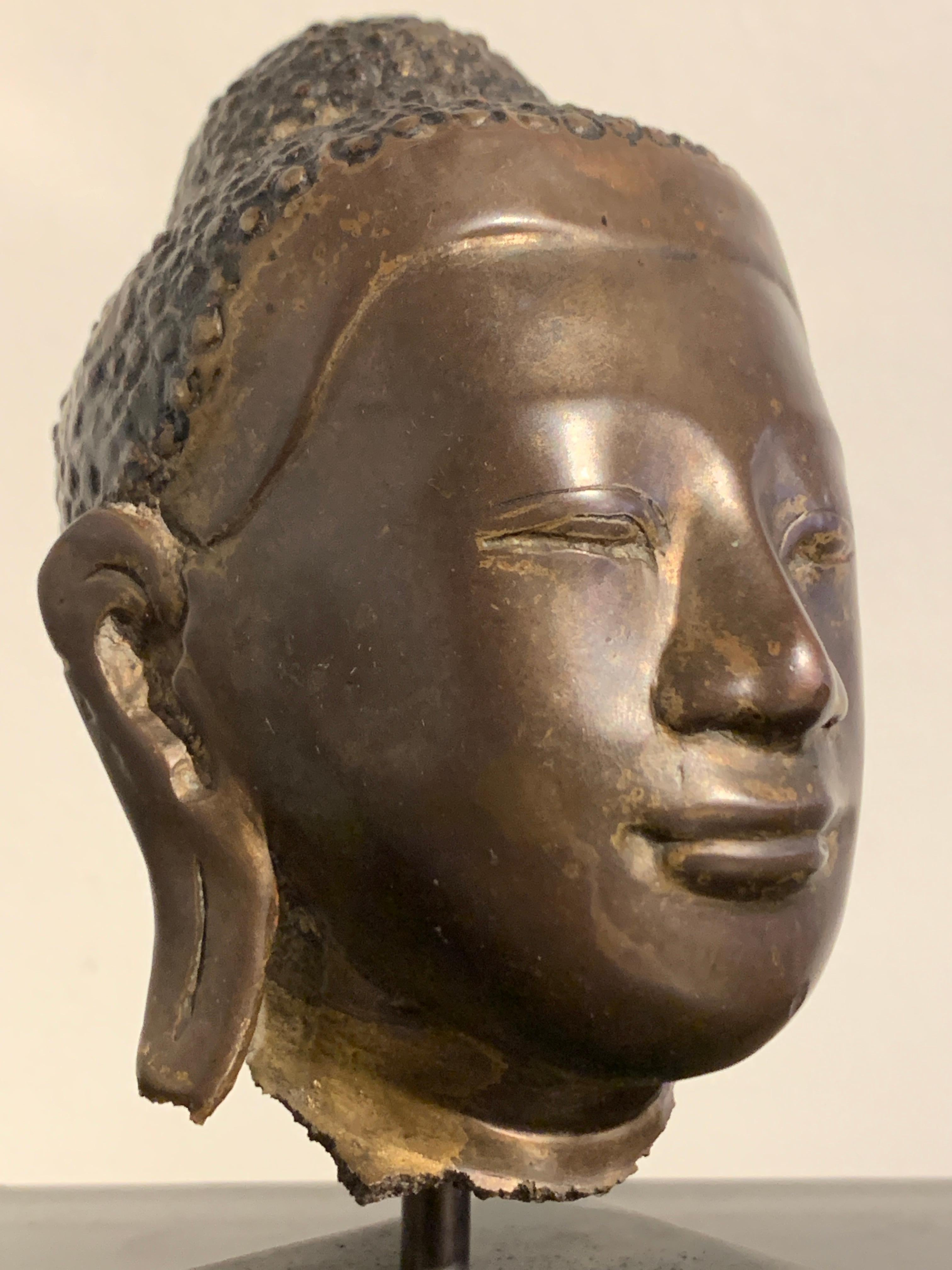 Burmese Small Bronze Mounted Head of the Buddha, Mandalay Period, 19th Century  4