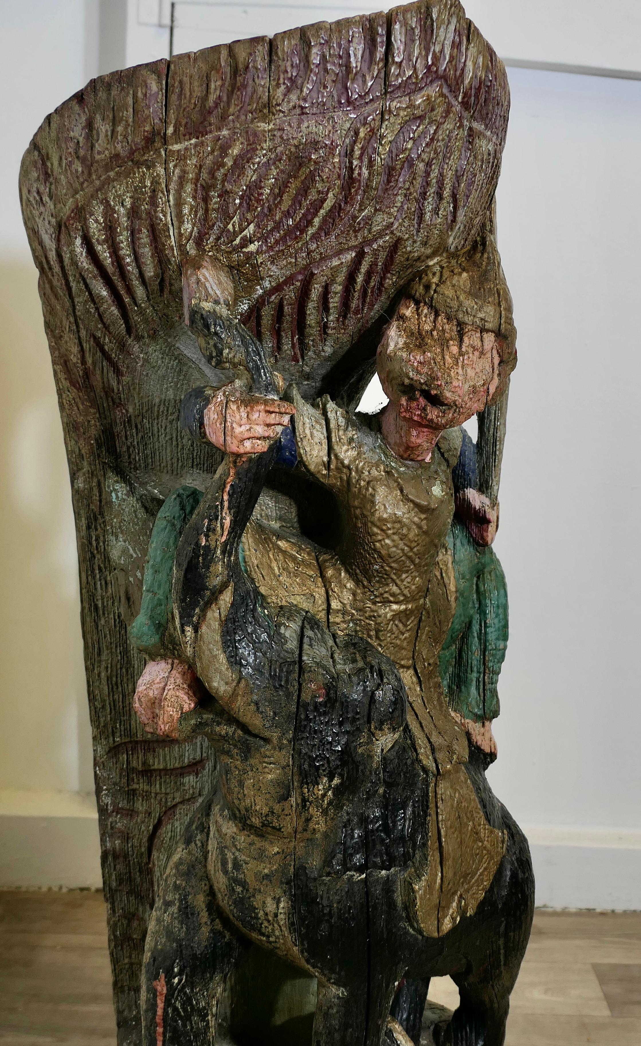 Sculpture de temple birman, singe et éléphant polychrome en vente 4