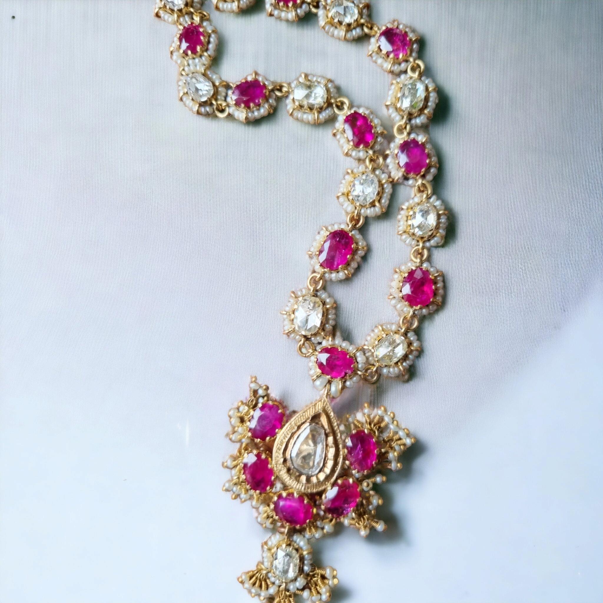 Burmese Untreated, Unheated Ruby, Rose Cut Diamond , Seed Pearl Necklace 19th C. In Fair Condition For Sale In OVIEDO, AS