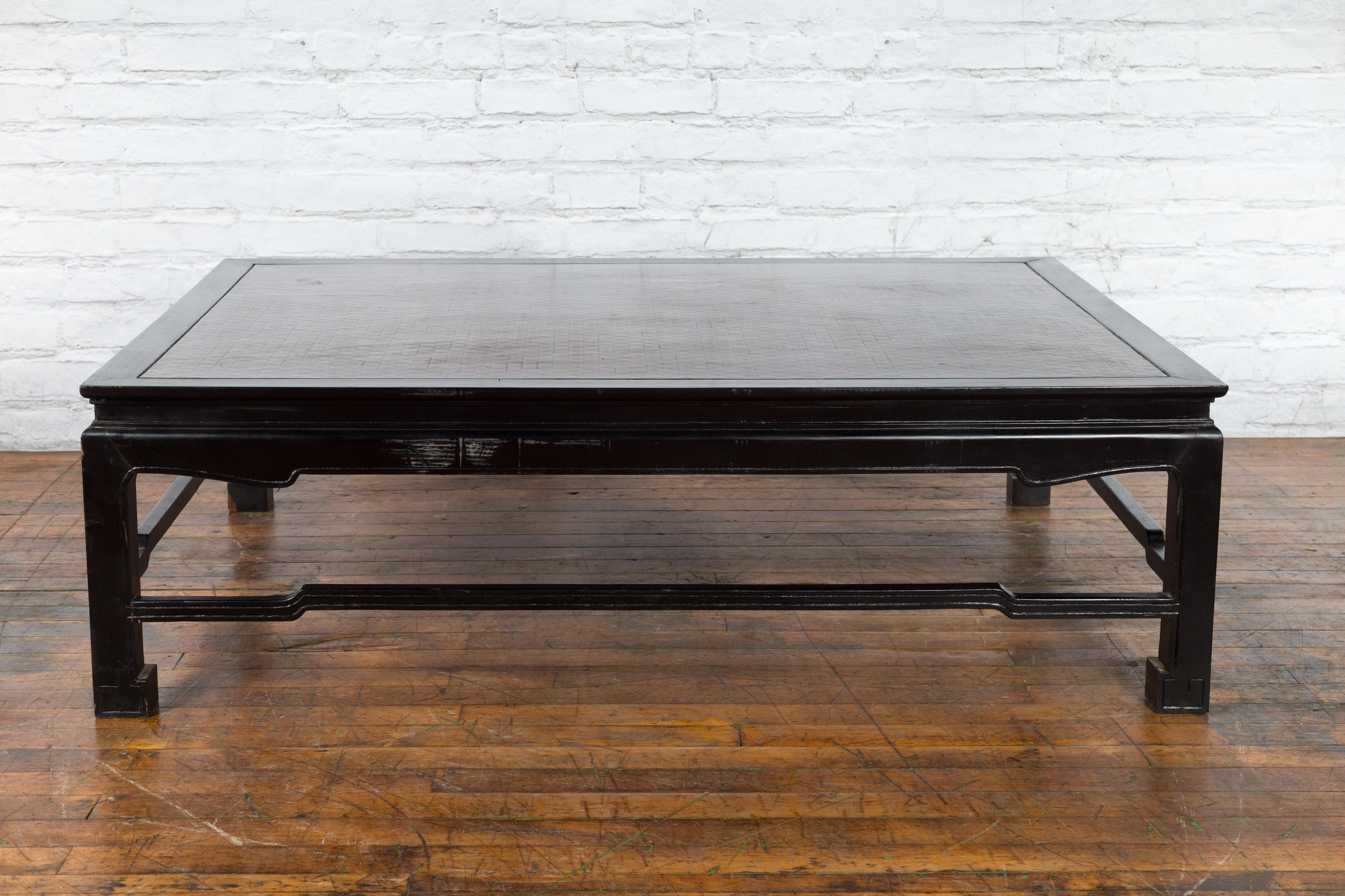 Burmese Vintage Black Lacquer Low Coffee Table with Negora Lacquer Inset Top For Sale 8