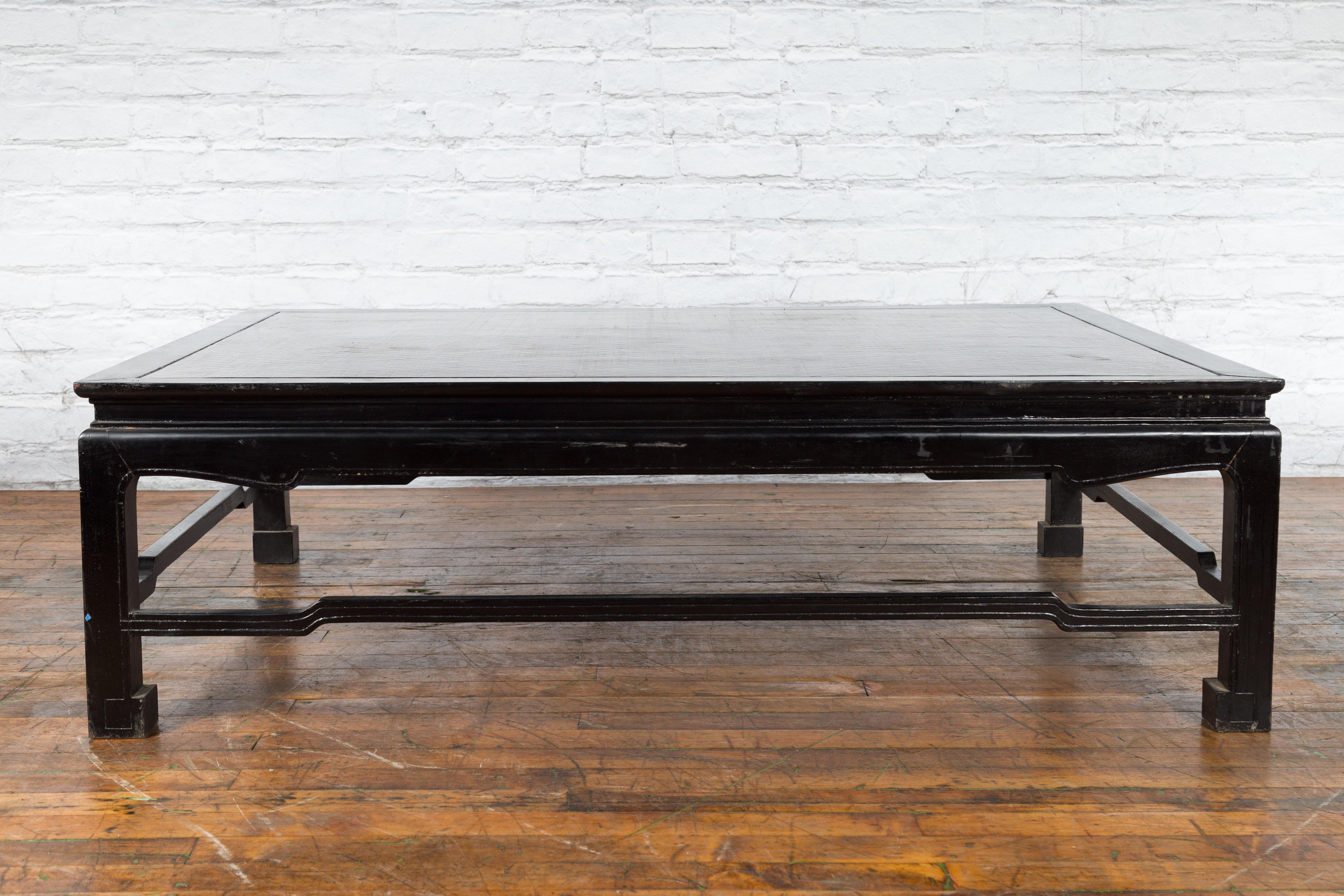 Burmese Vintage Black Lacquer Low Coffee Table with Negora Lacquer Inset Top For Sale 9