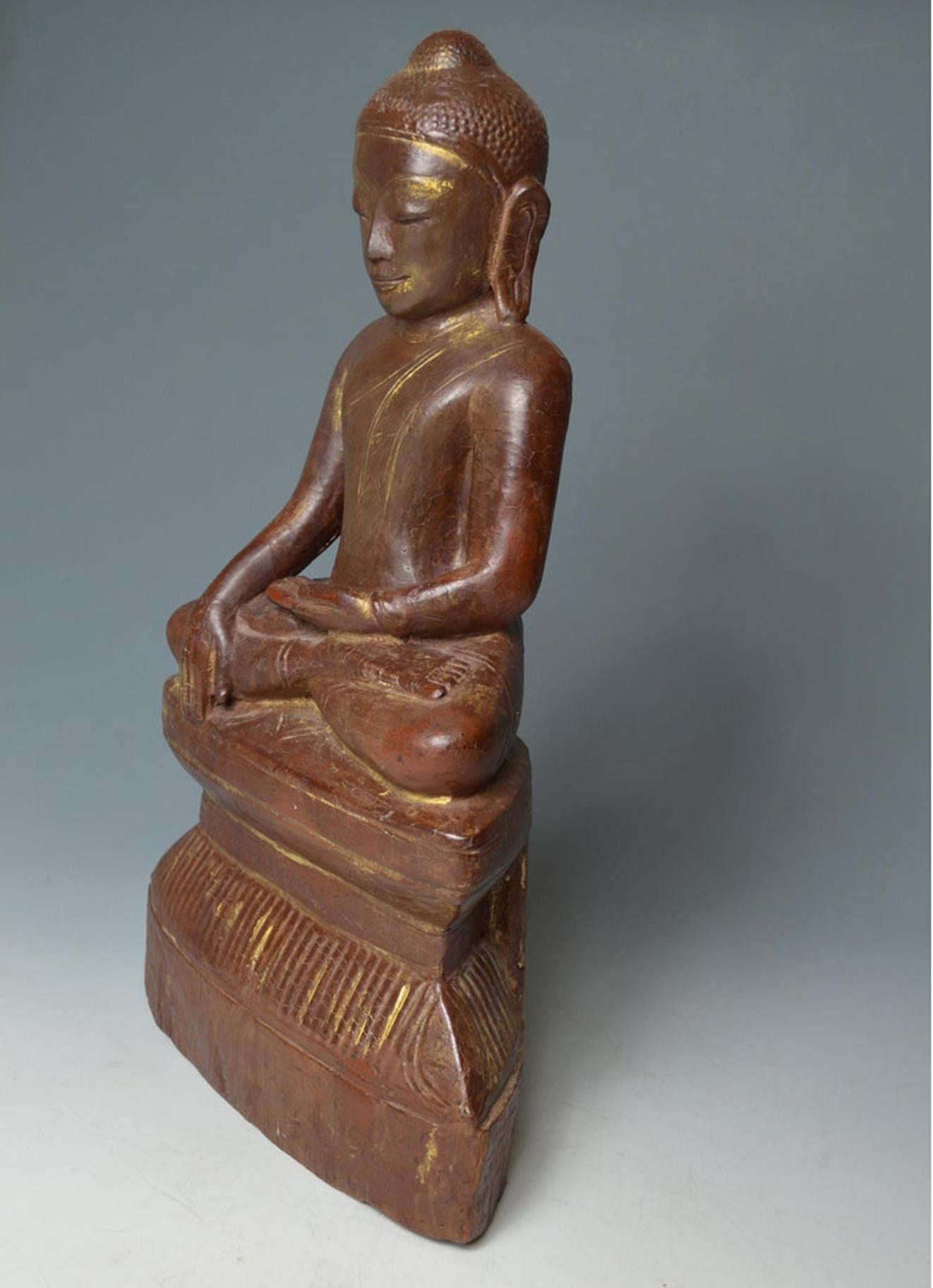 Burmese Wood Lacquer Buddha circa 18th / 19th Century Asian Antiques In Good Condition In London, GB