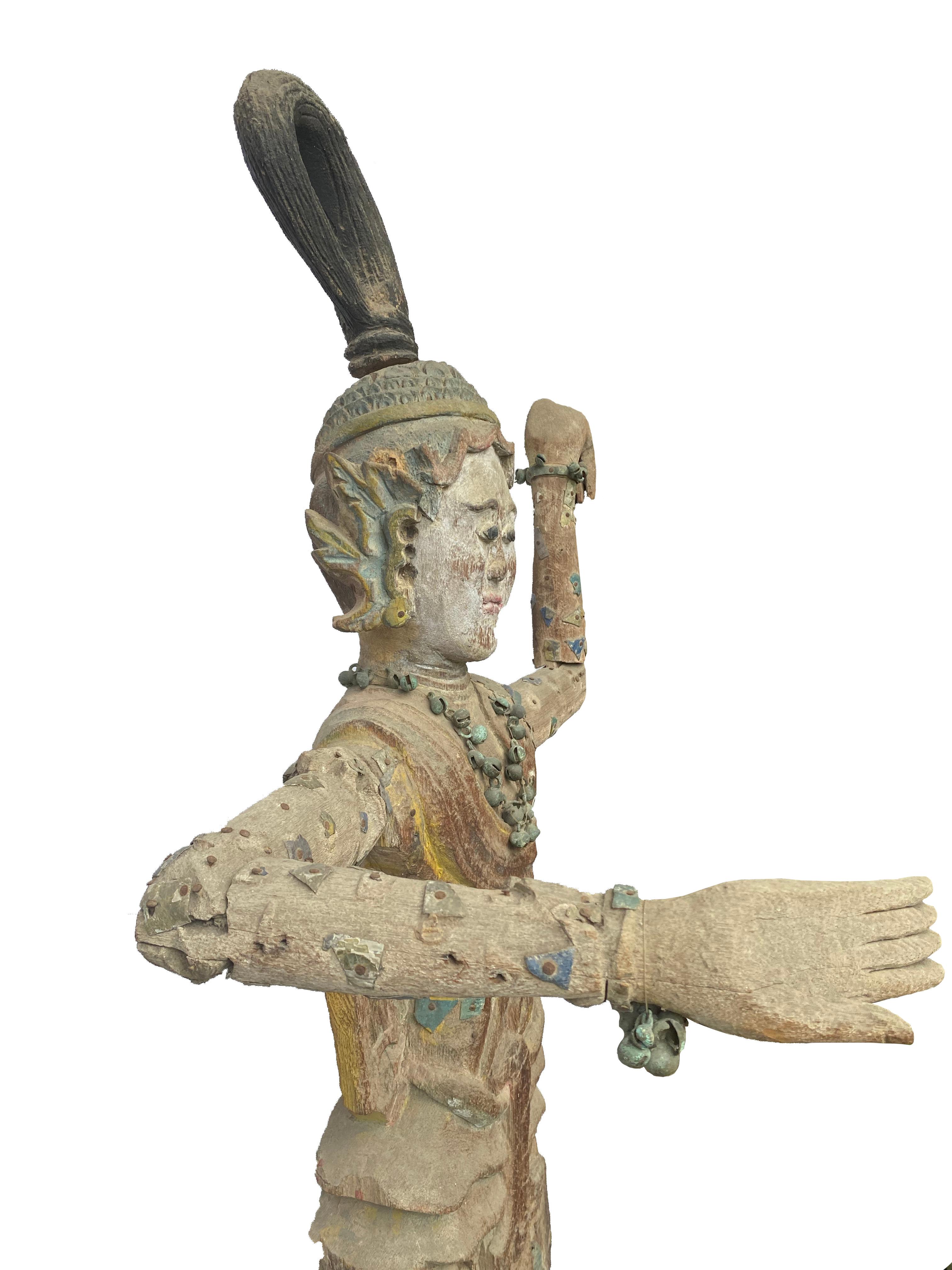 Burmese Wooden Teak Nat Statue Spirit Guardians Pair, Early 20th Century In Good Condition For Sale In Jimbaran, Bali