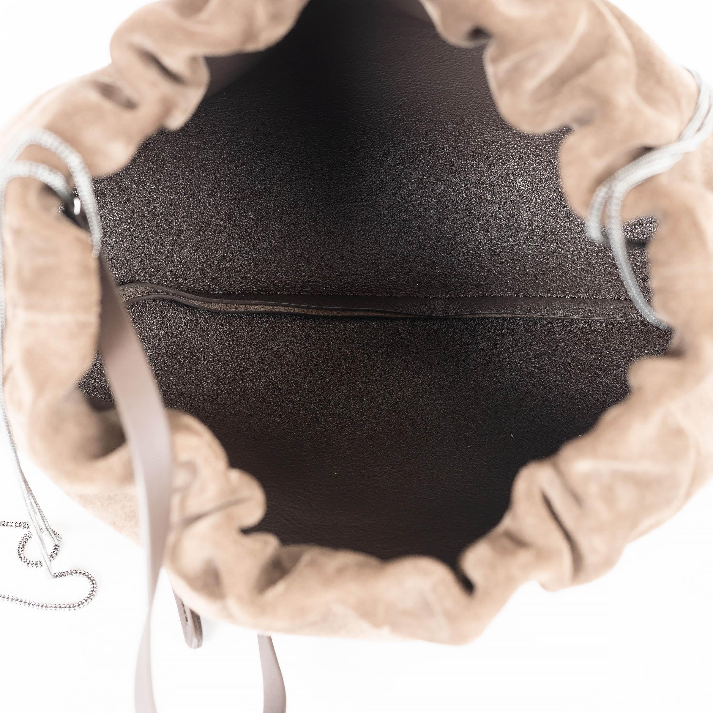 BRUNELLO CUCINELLI dunkeltaupefarbenes Wildleder SOFTY MONILI Umhängetasche Damen im Angebot