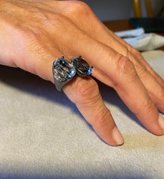 Burnished 18 Karat White Gold White Diamonds Blue Topaz Design Cocktail Ring