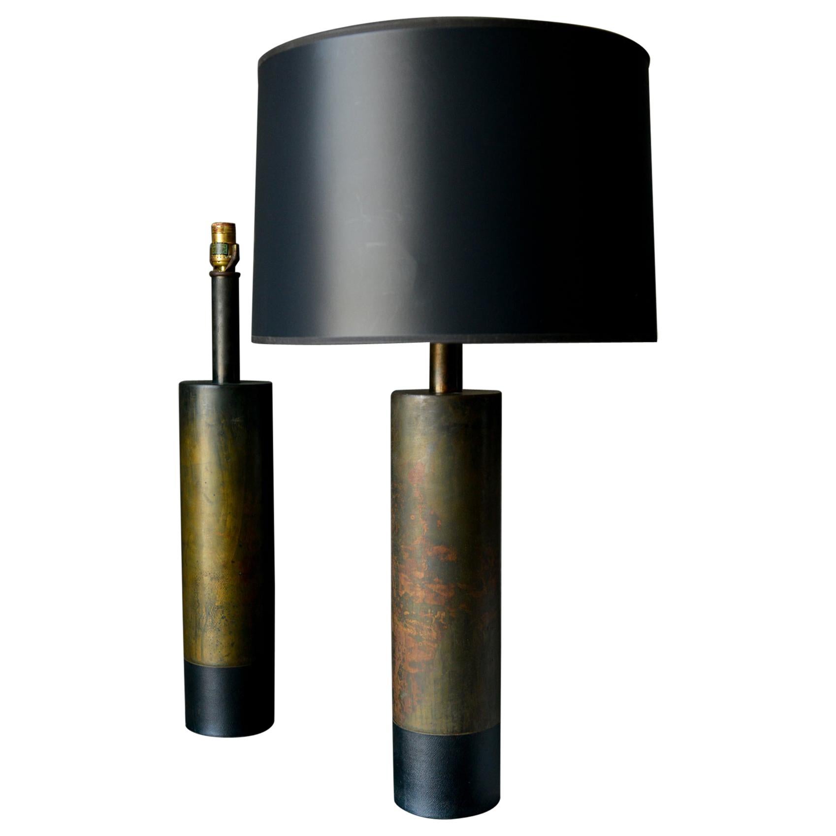 Lampes en cuivre bruni et cuir par Laurel:: vers 1965