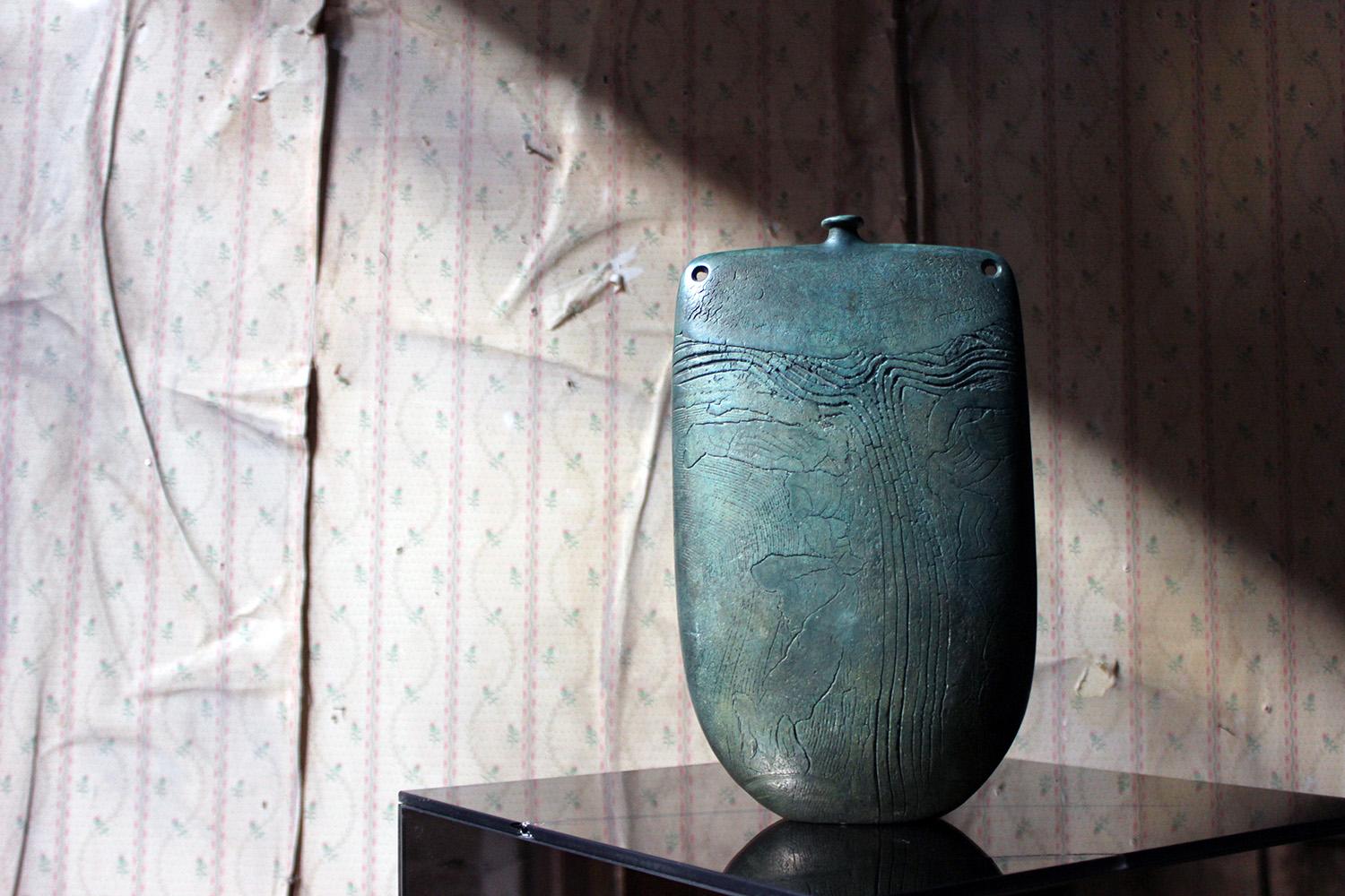 Burnished Jade Green Bottle Vase by Peter Hayes, circa 1984 6