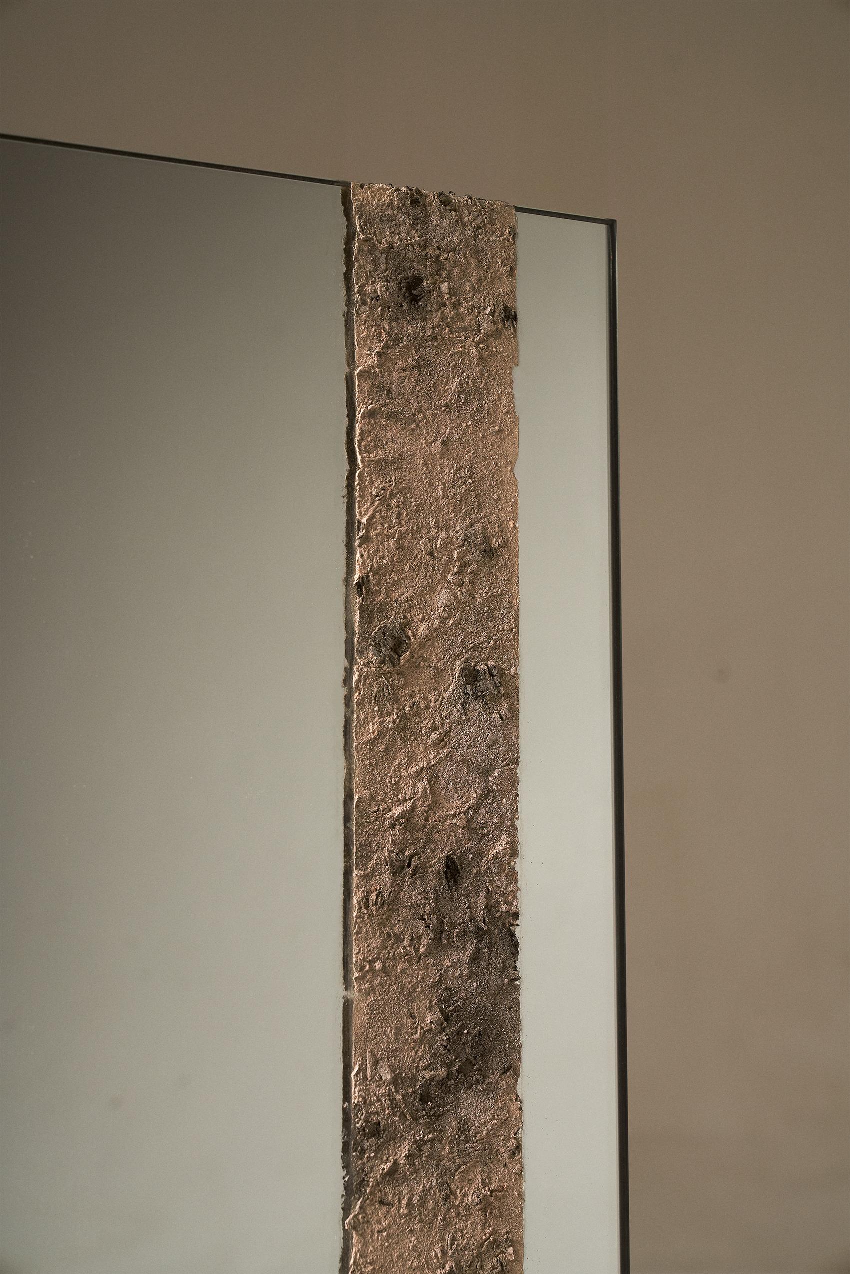 Gebrannte Esche, Contemporary, Minimalistisch, Pompeii Square Spiegel (amerikanisch) im Angebot