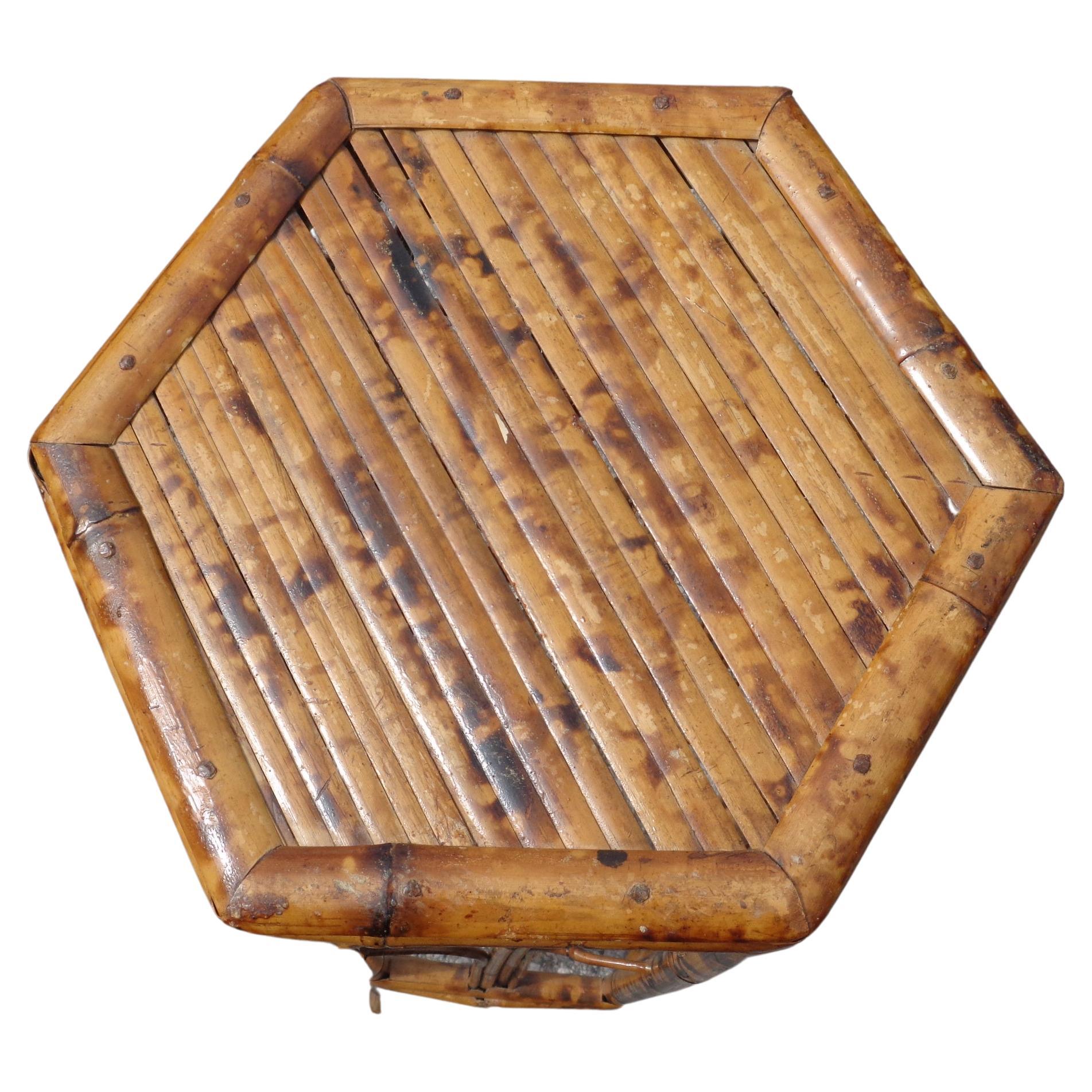 Burnt Tortoise Bamboo Rattan Hexagonal Plant Stand, Circa 1970 In Good Condition In Rochester, NY