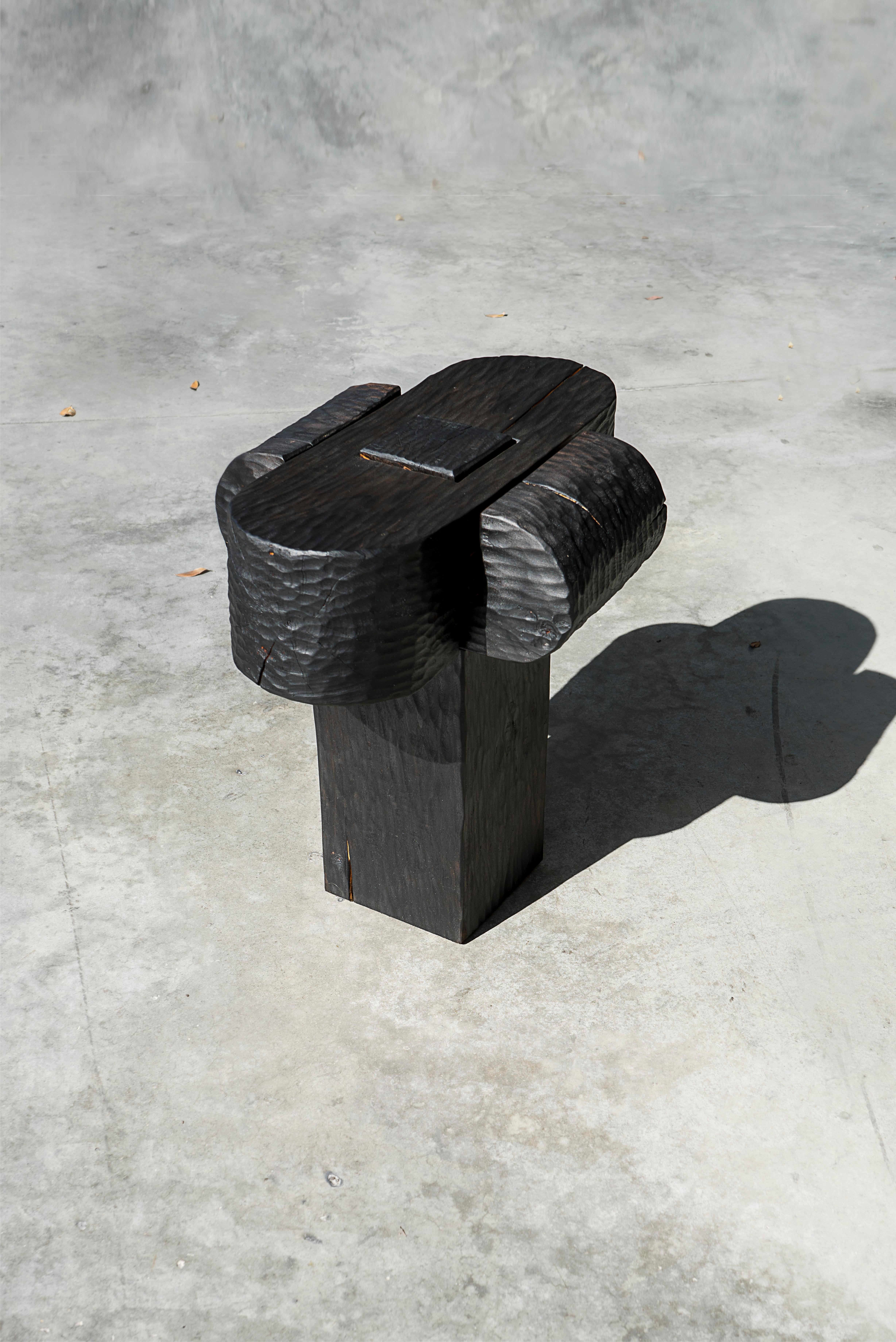 Allemand Tables / Tabourets B noir brûlé par Touch With Eyes en vente