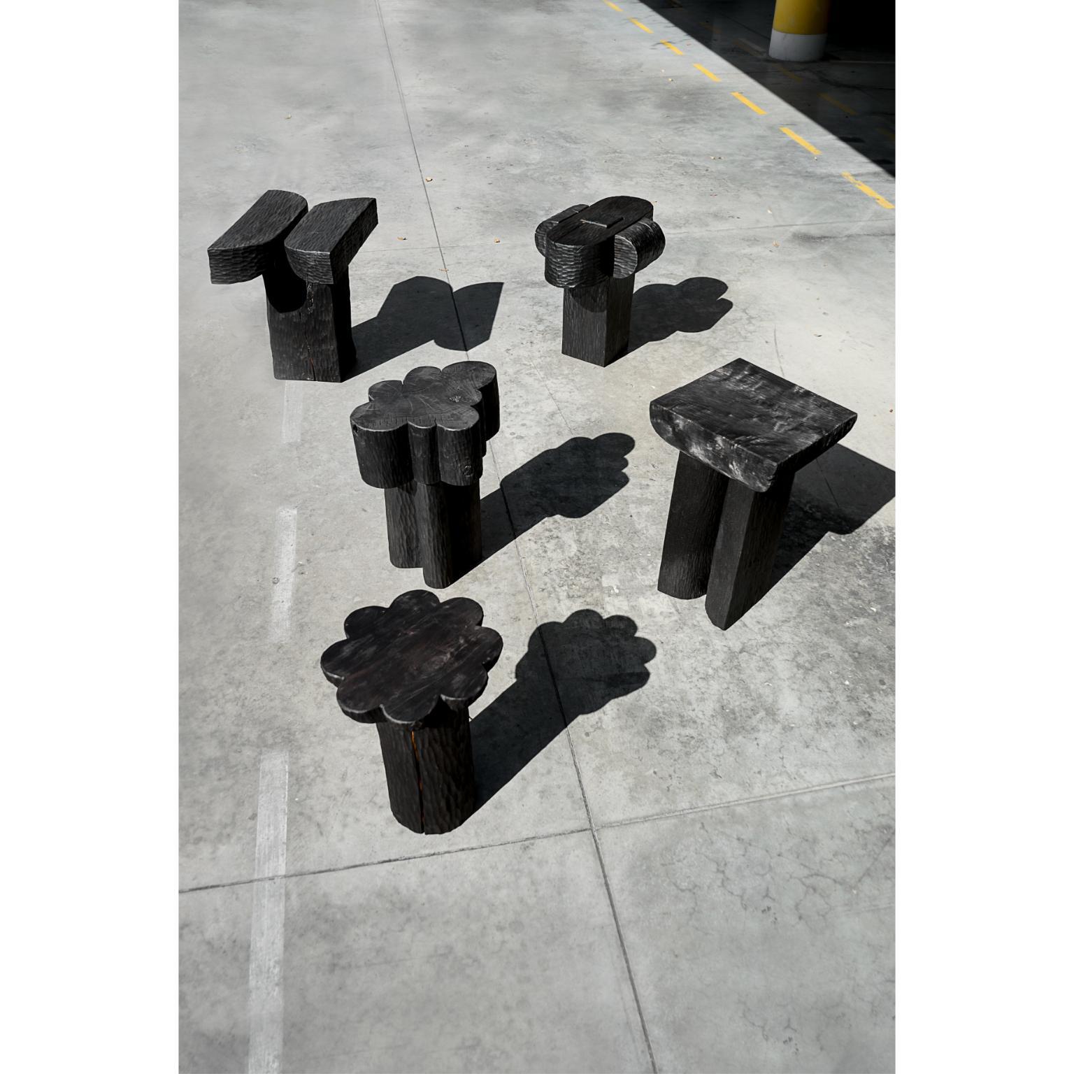 Mesas / Taburetes C Negro Quemado by Toca con los Ojos Madera en venta