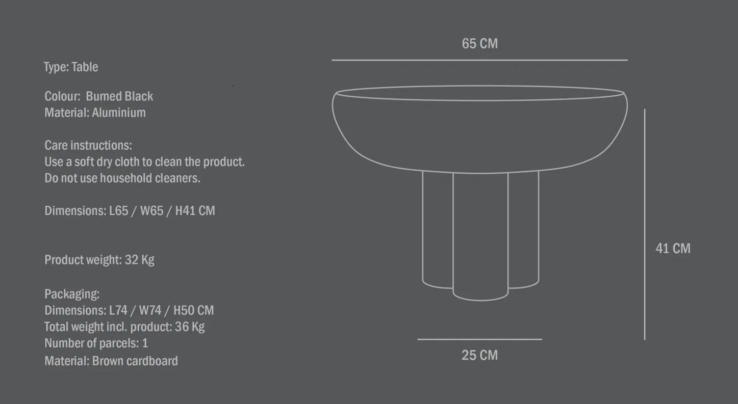 Table basse noire brûlée, extrémité de canapé Modèle Crown, table basse en aluminium. en vente 2