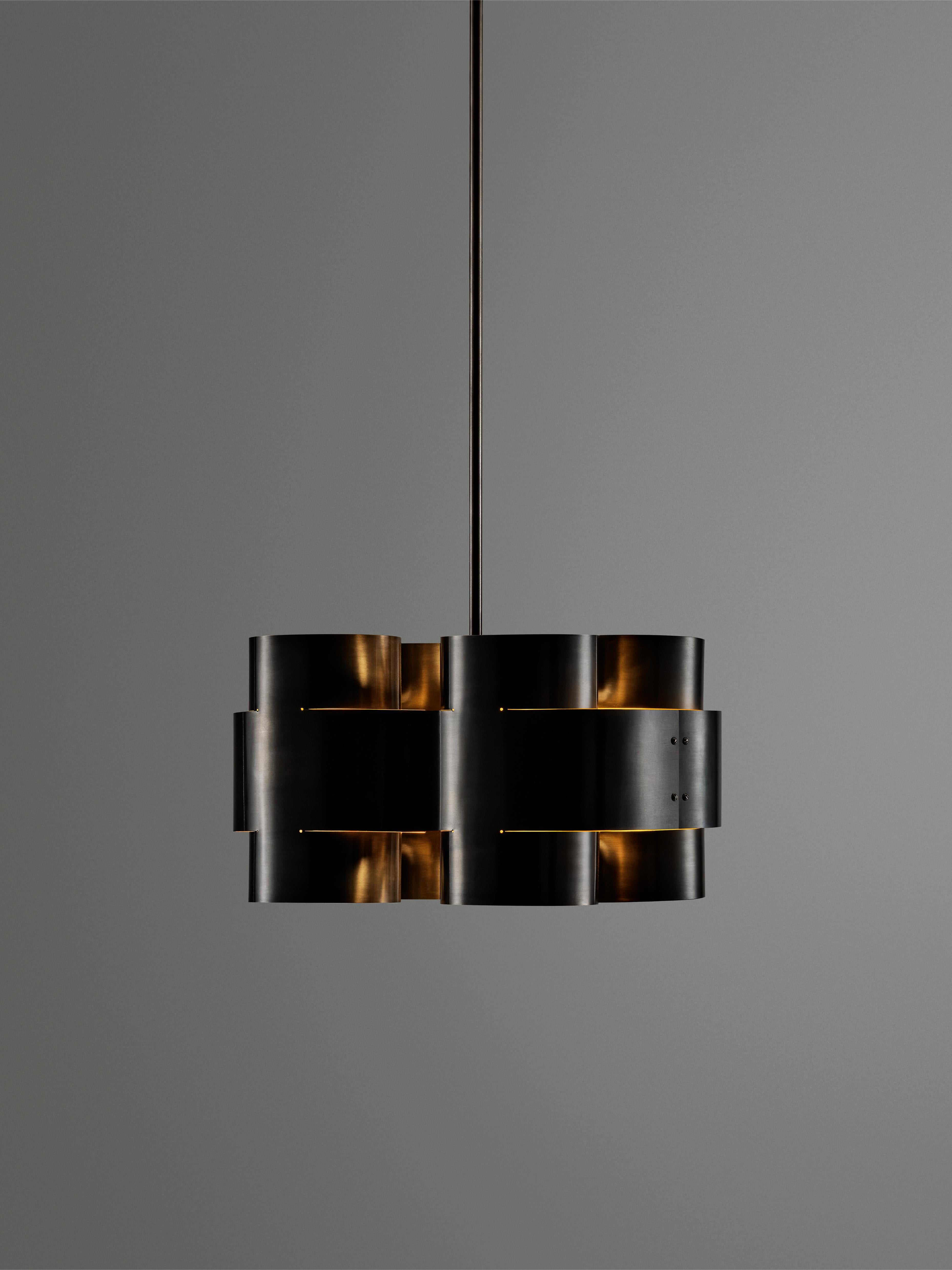 Lampadario Plus Four in ottone bruciato di Paul Matter In condizioni Nuovo in vendita a Geneve, CH