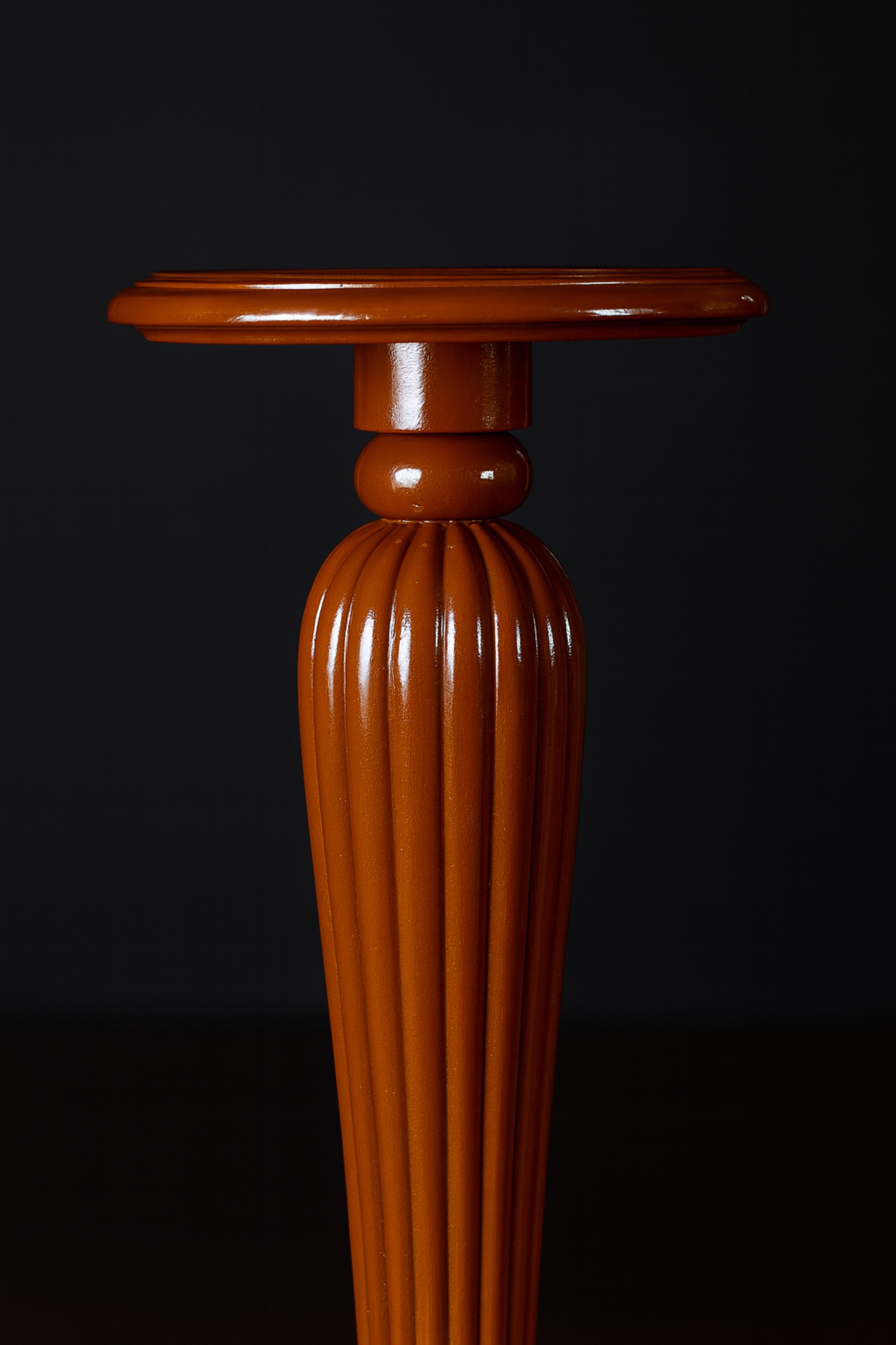 Burnt Ochre Color Classical Wooden Column Pedestal, 20th Century For Sale 1