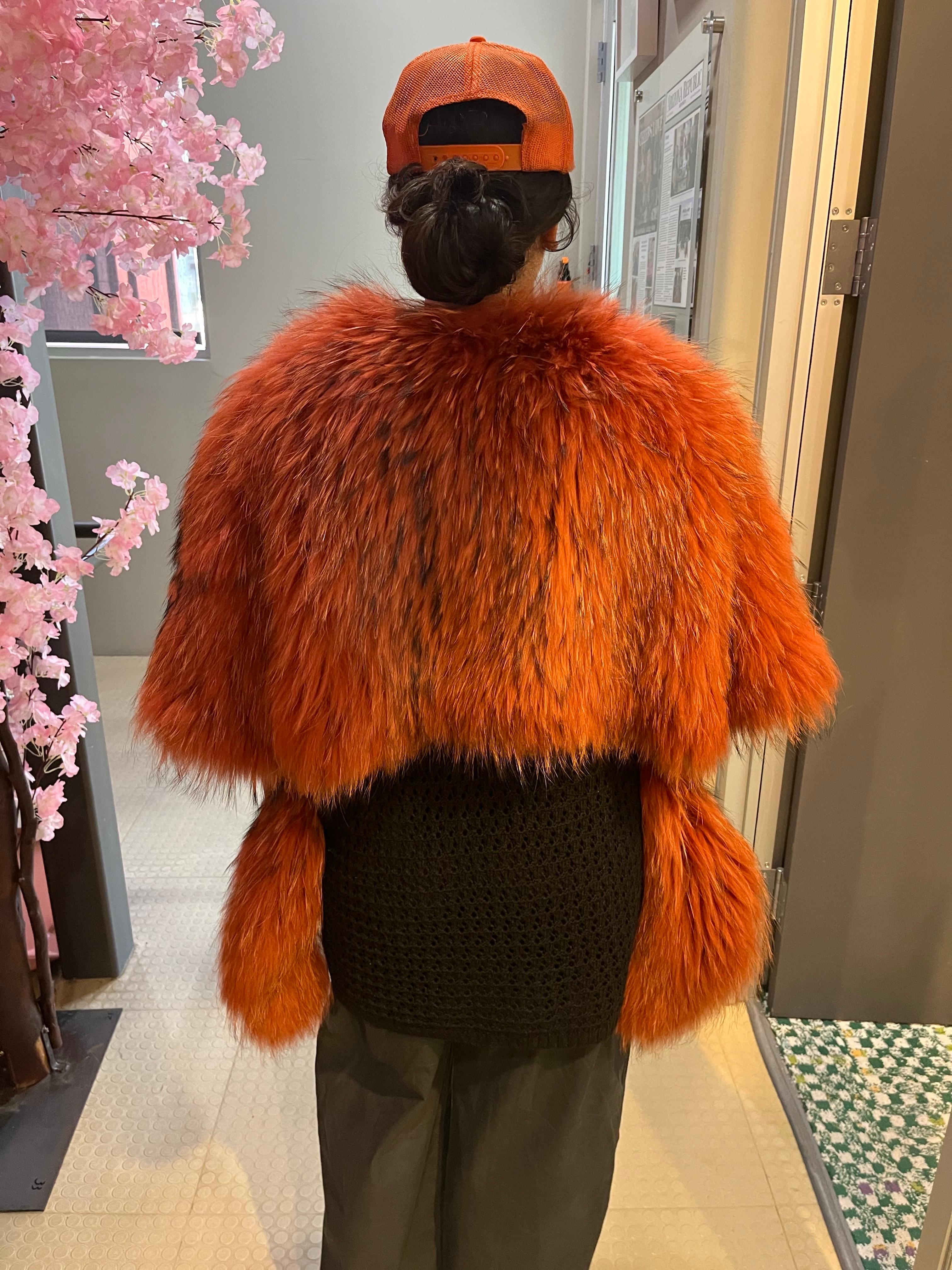 Châle étole en fourrure de renard orange brûlé circa 1980 en vente 2