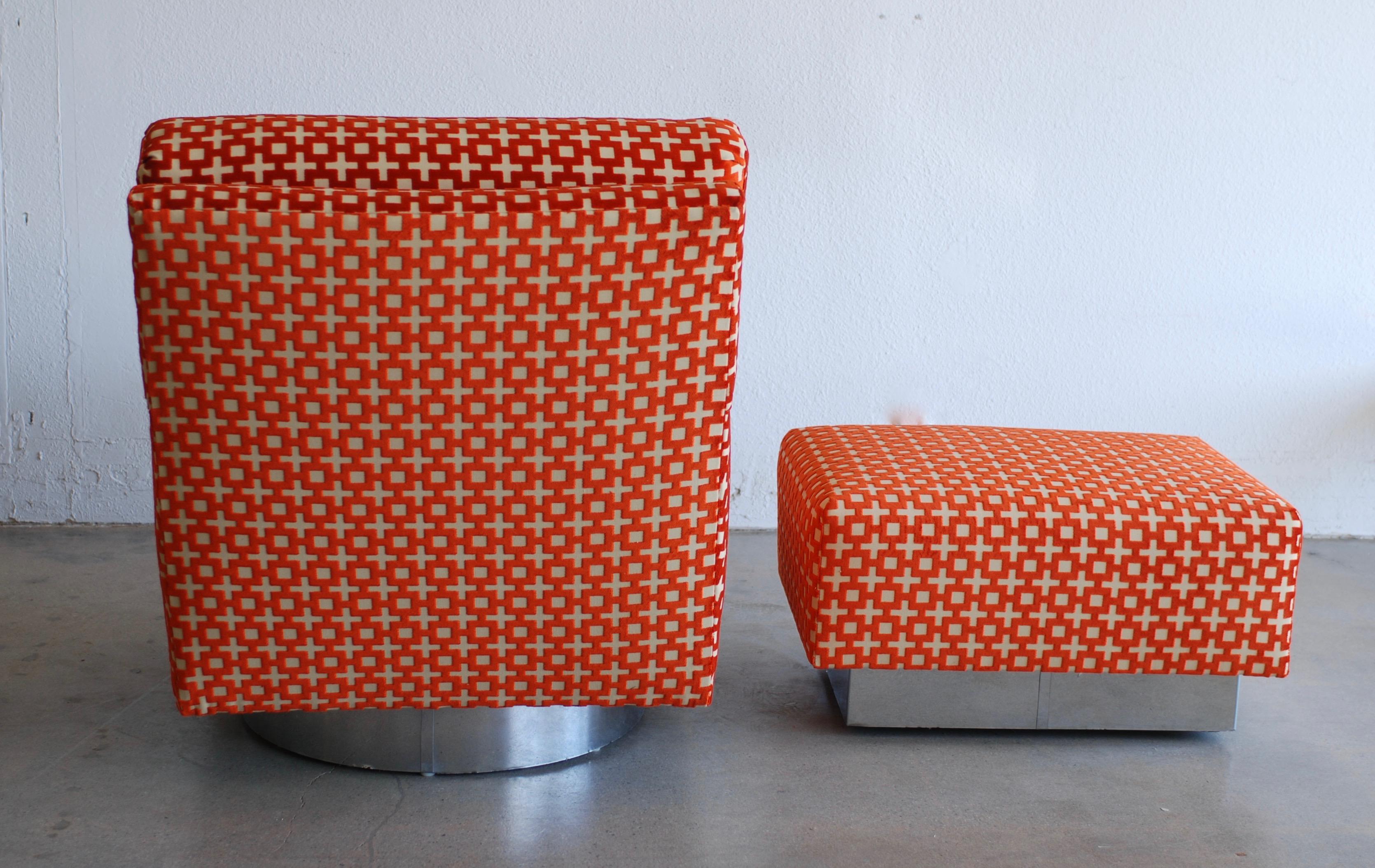Burnt Orange Geometric Pattern Chrome Base Swivel Lounge Chair and Ottoman In Good Condition In Palm Springs, CA