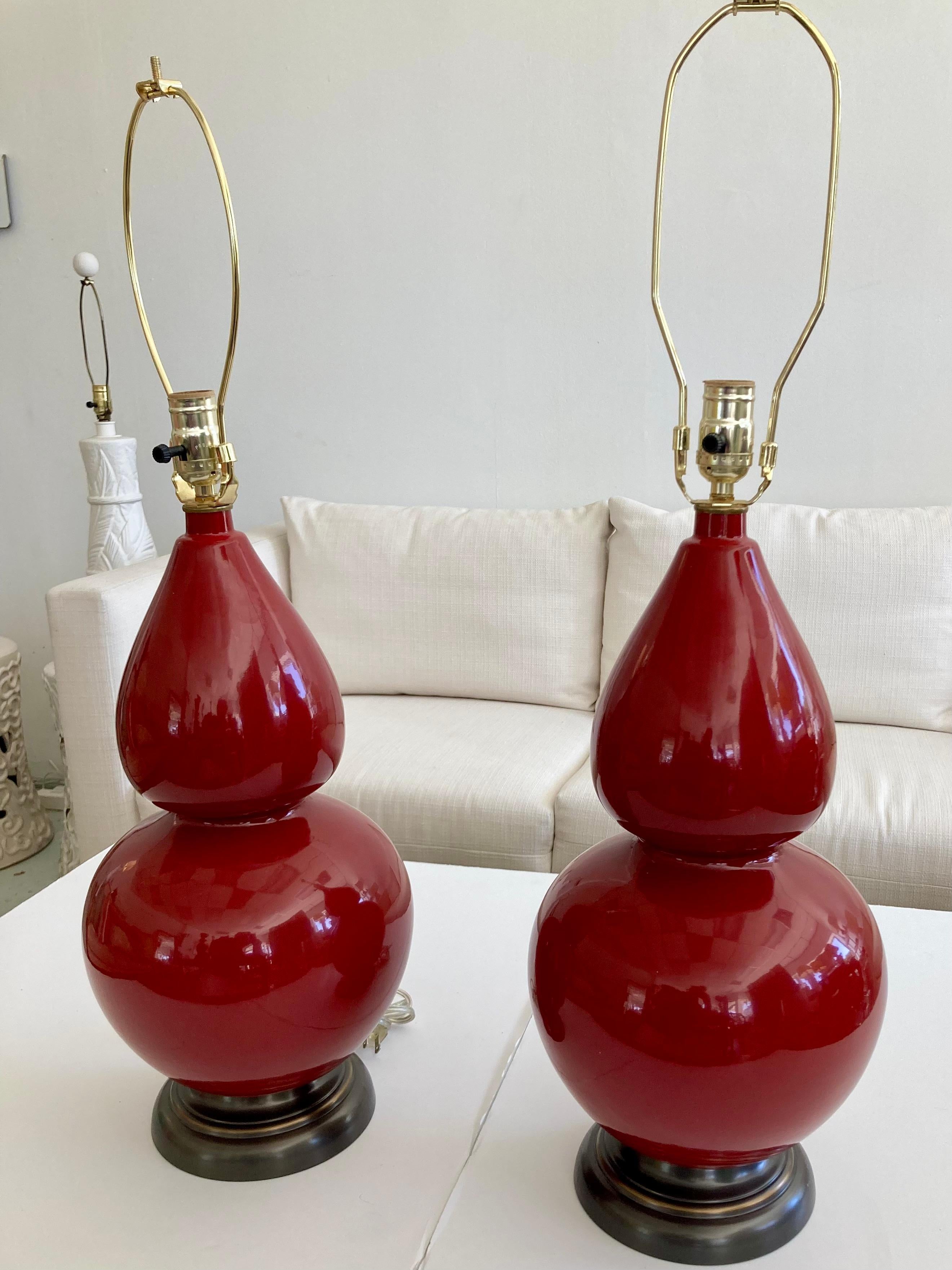 Burnt Red Glazed Ceramic Gourd Table Lamps With, a Pair In Good Condition For Sale In Los Angeles, CA