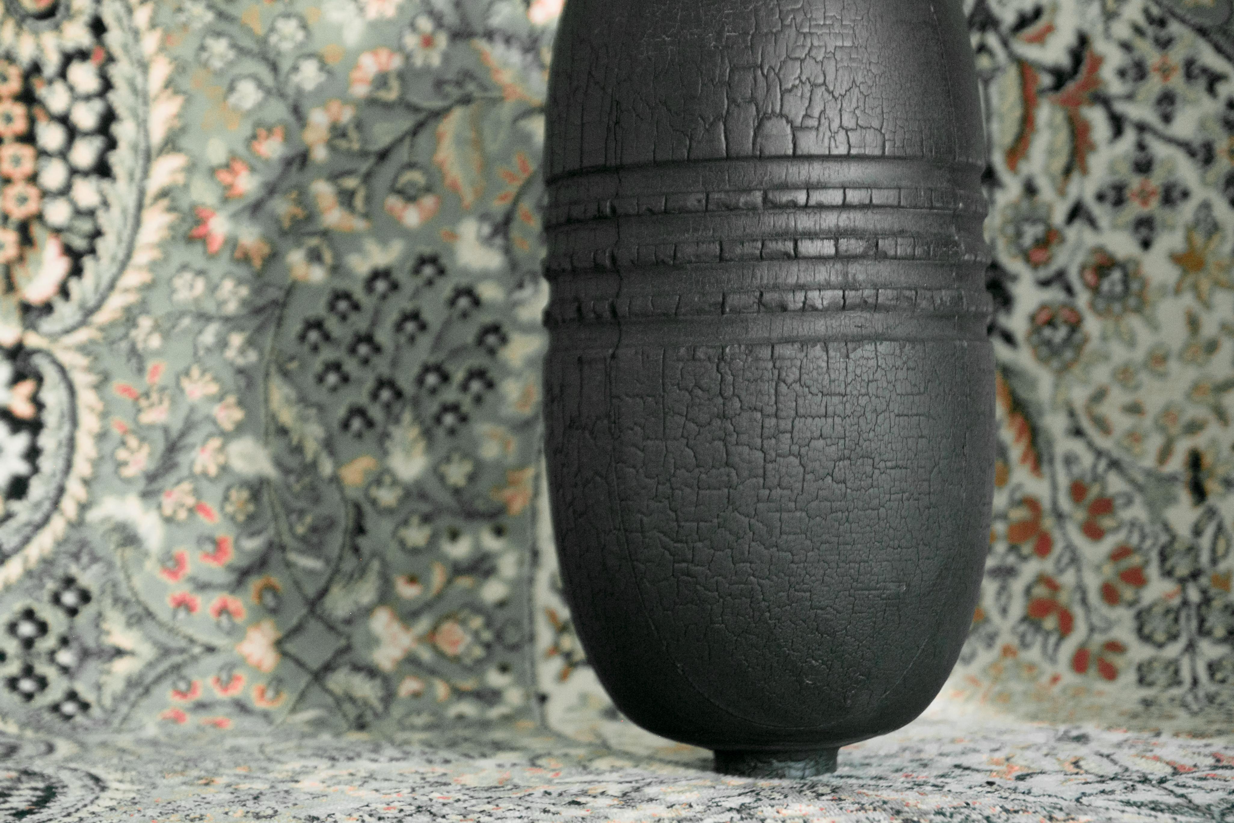 Postmoderno Vaso bruciato XL #2 di Daniel Elkayam in vendita