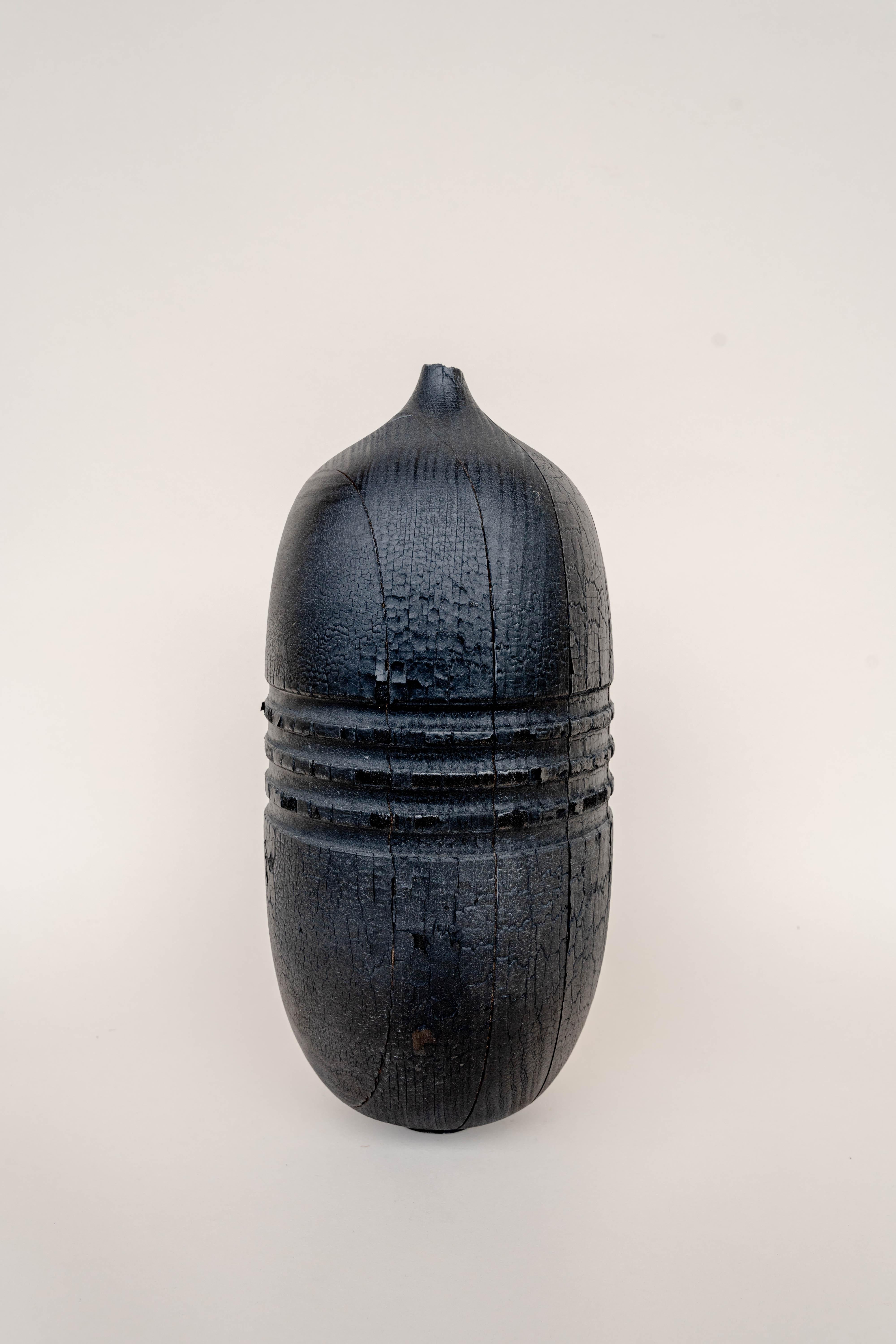 Legno Vaso bruciato XL #2 di Daniel Elkayam in vendita