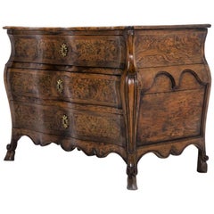 18th Century and Earlier Commodes and Chests of Drawers