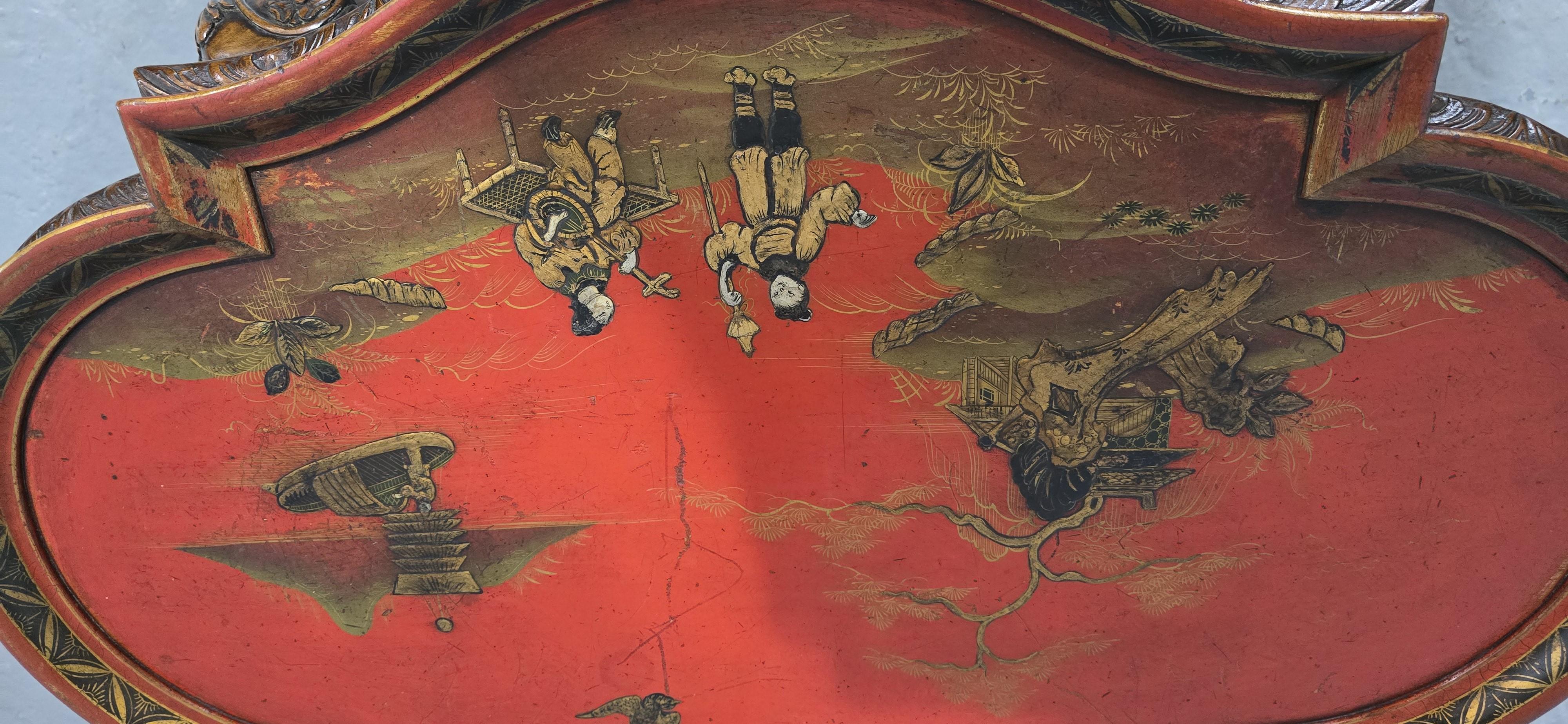 Couchtisch aus Wurzelholz und Chinoiserie (Walnuss) im Angebot