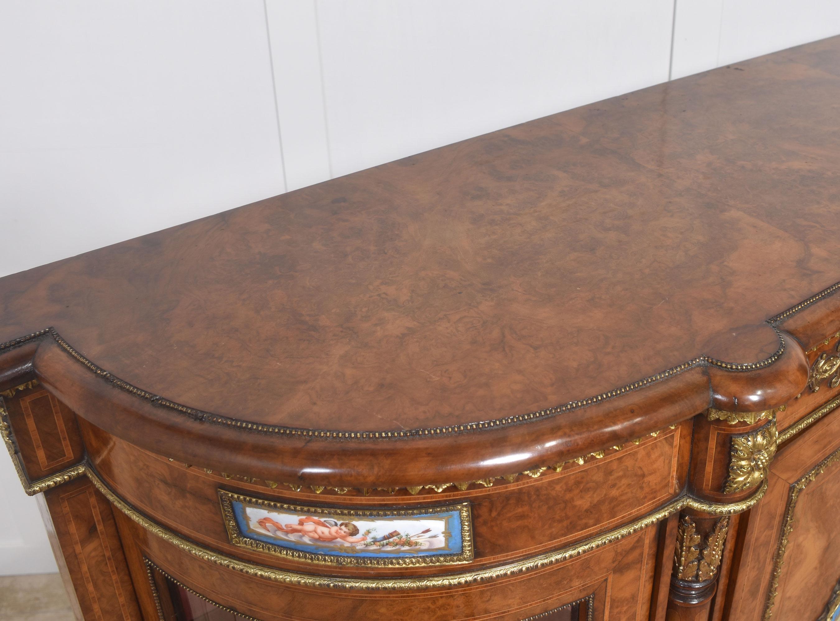 Burr Walnut Credenza For Sale 5