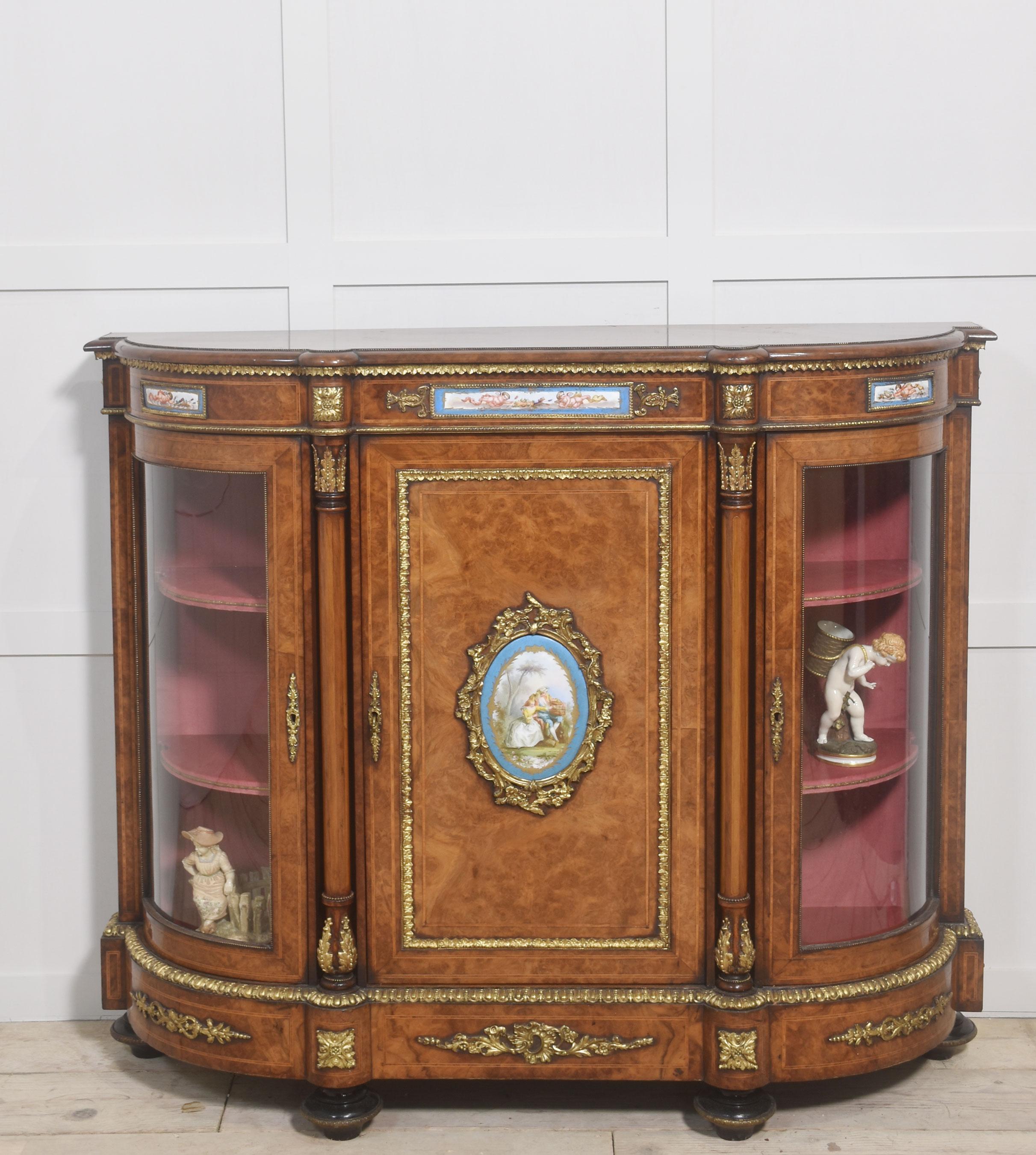 Burr Walnut Credenza For Sale 9