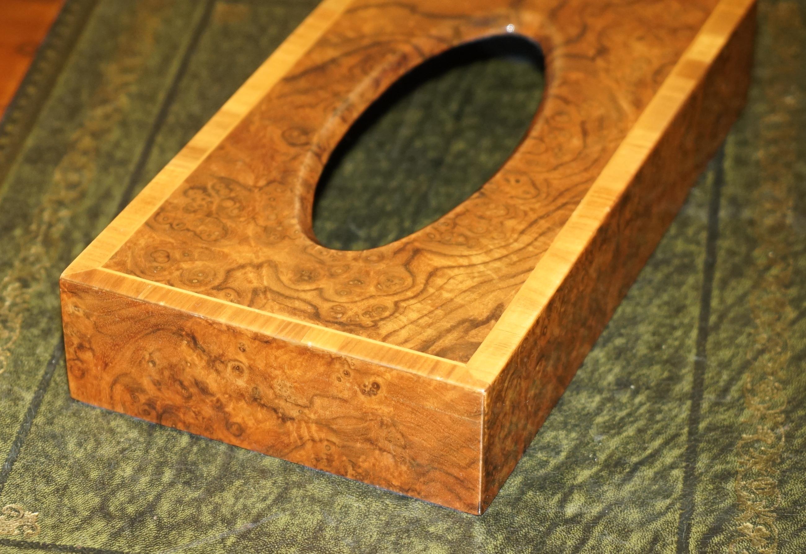 BURR WALNUT DAVID LiNLEY STYLE TISSUE BOX HOLDER WITH NICELY INLAY BORDER For Sale 2