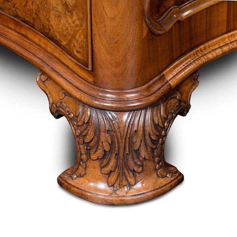 English Burr-Walnut Desk by Gillows of Lancaster
