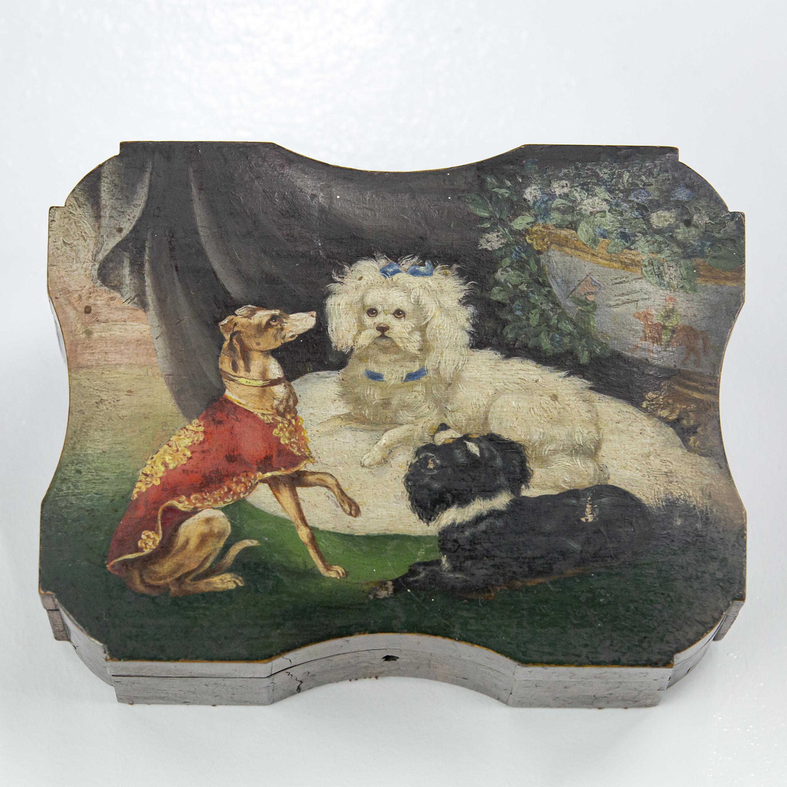 Boîte à souvenirs en ronce de noyer avec portraits de chiens peints en vente 2