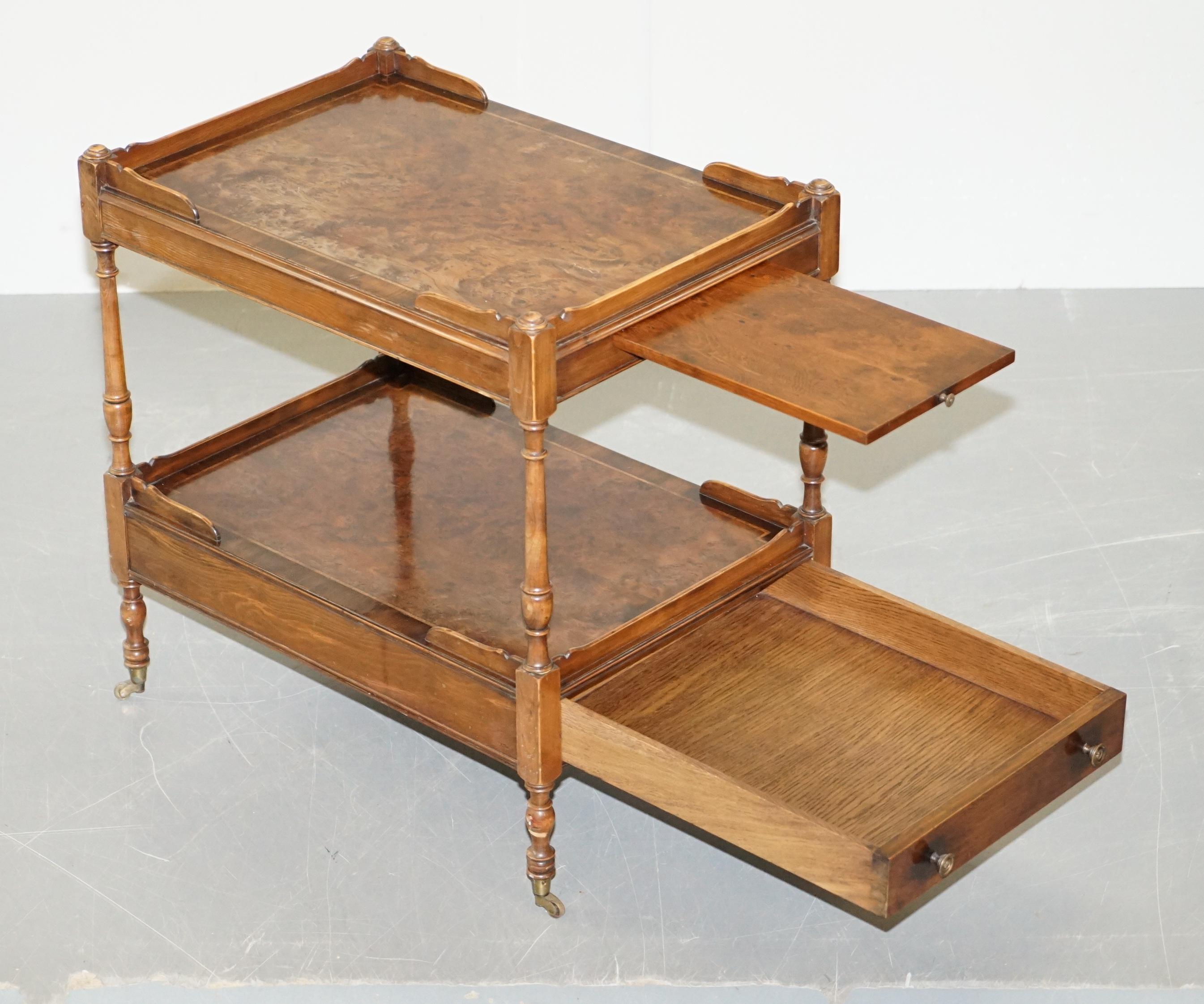 Burr Walnut Large Side or Occasional Lamp End Wine Table Butlers Serving Tray For Sale 9
