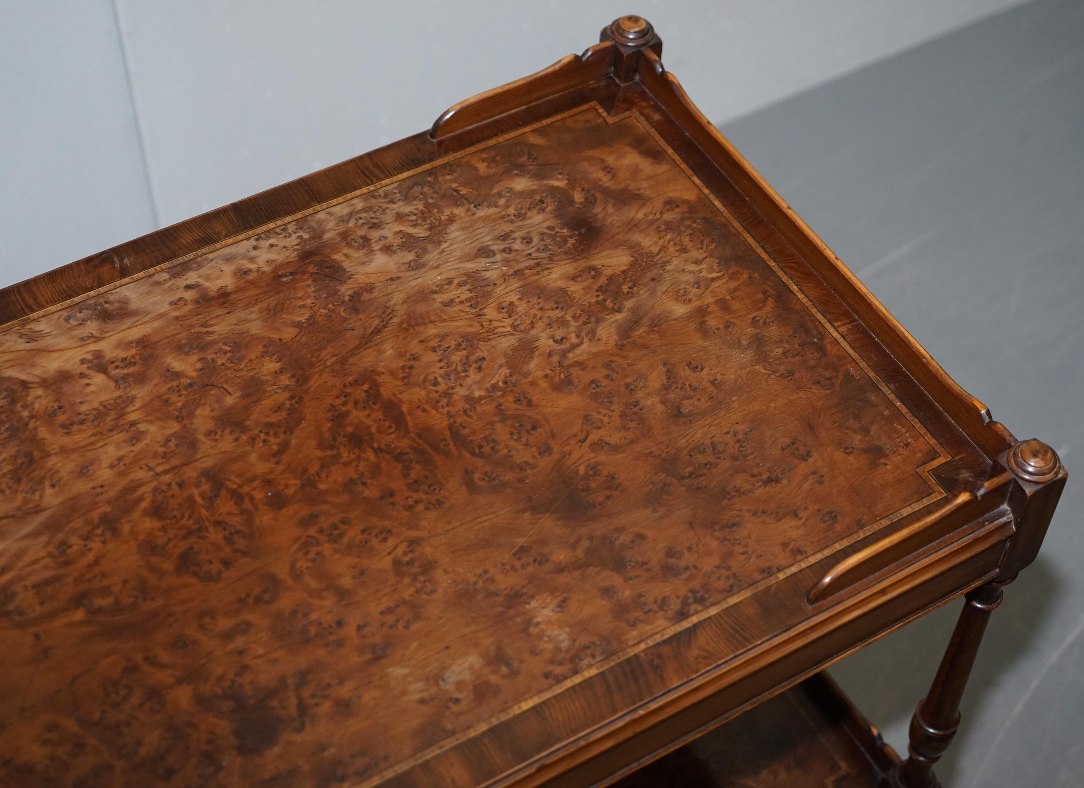 Burr Walnut Large Side or Occasional Lamp End Wine Table Butlers Serving Tray For Sale 1