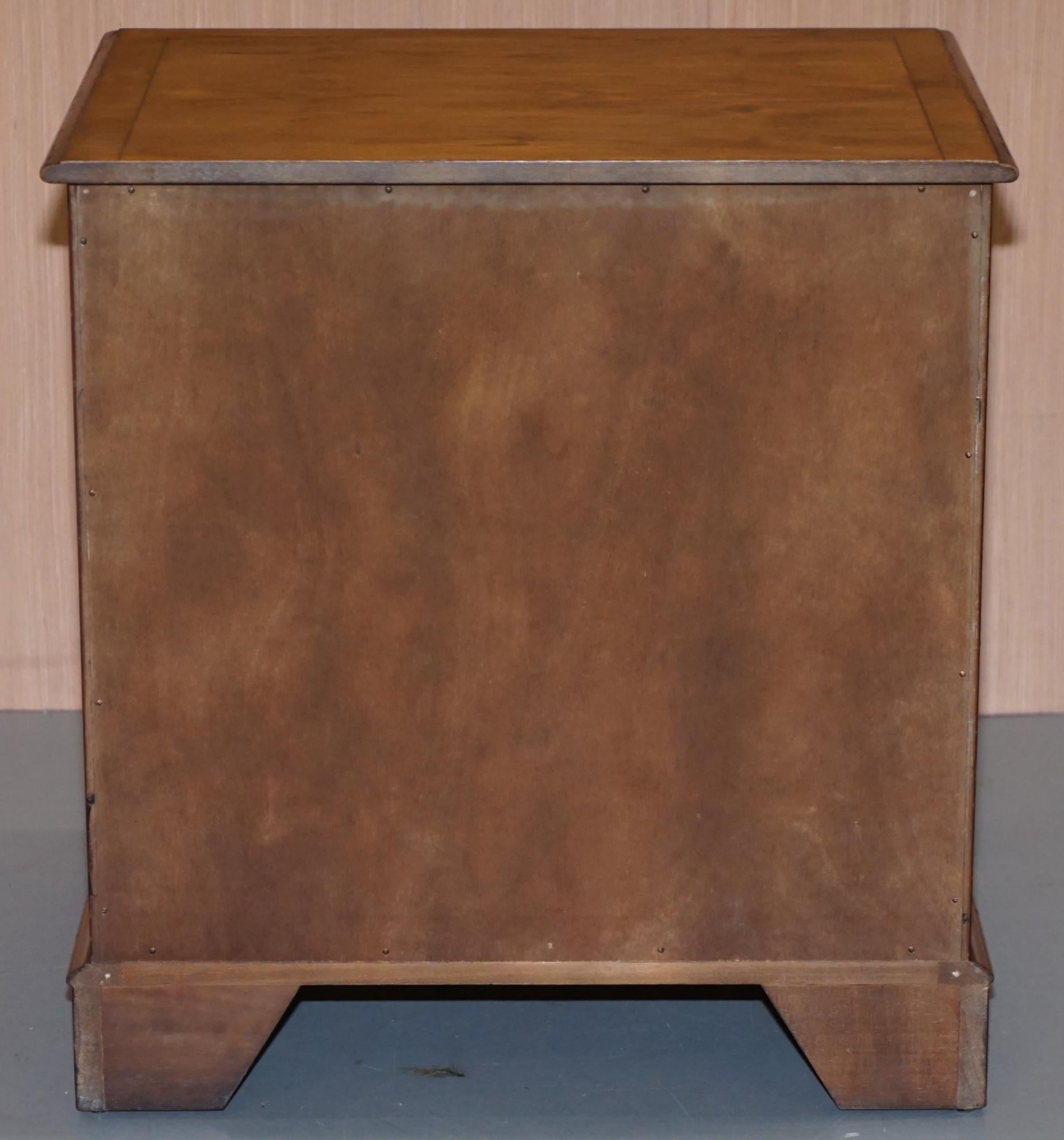 Burr Yew Wood Chest of Drawers Butlers Leather Serving Tray Large Side Table For Sale 2