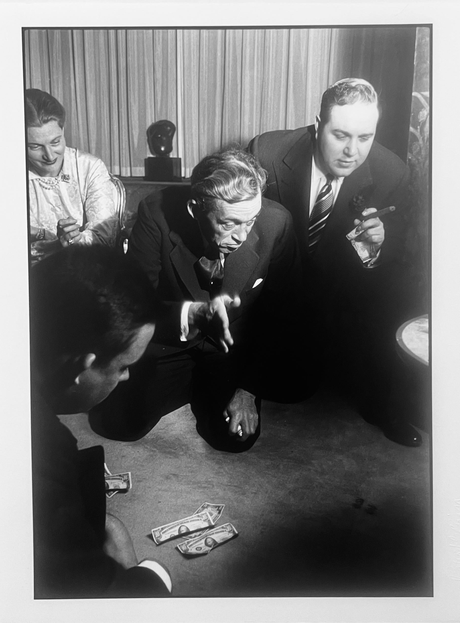 Burt Glinn Black and White Photograph – John Huston, Schwarz-Weiß-Fotografie der 1950er Jahre, Filmregisseur bei den Misfits