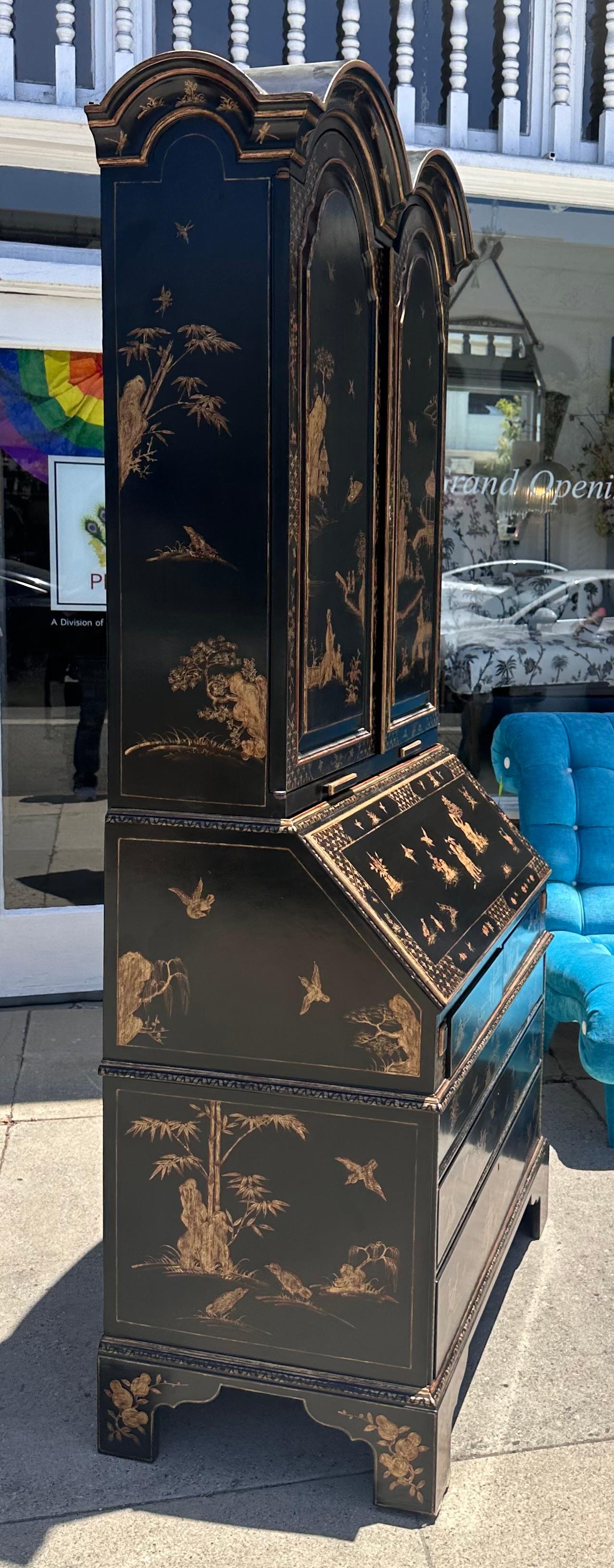 Chinoiseries Burton - Bureau secrétaire de style géorgien Chinoiserie noir et or en vente