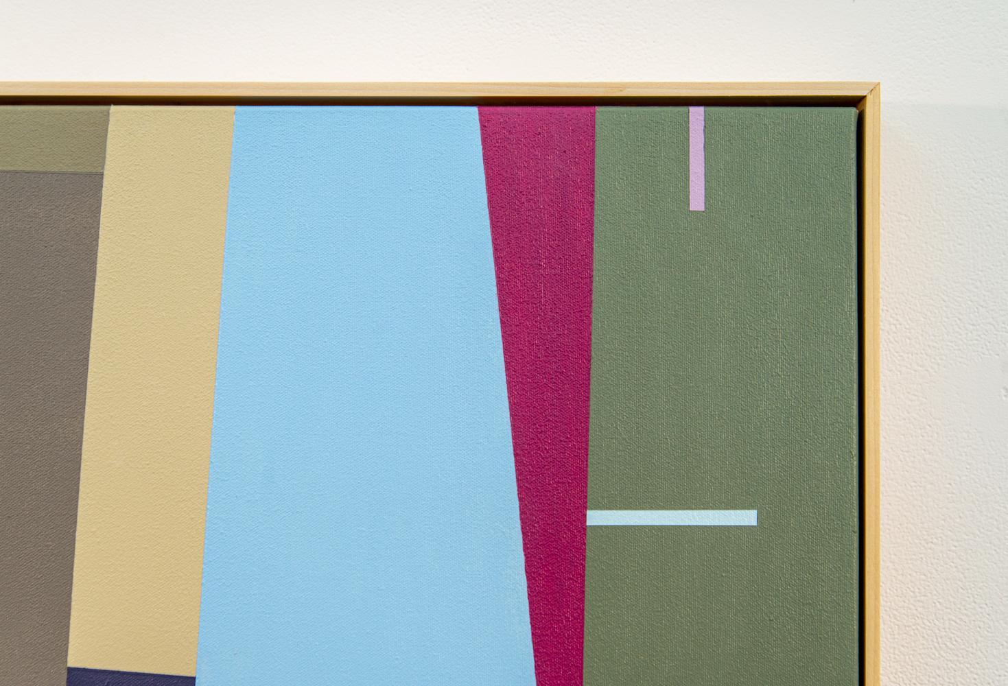 In questo vivace dipinto del modernista Burton Kramer, un motivo geometrico a specchio è esaltato da una tavolozza di colori tenui e complementari: blu, rosa, giallo e grigio. Il titolo 