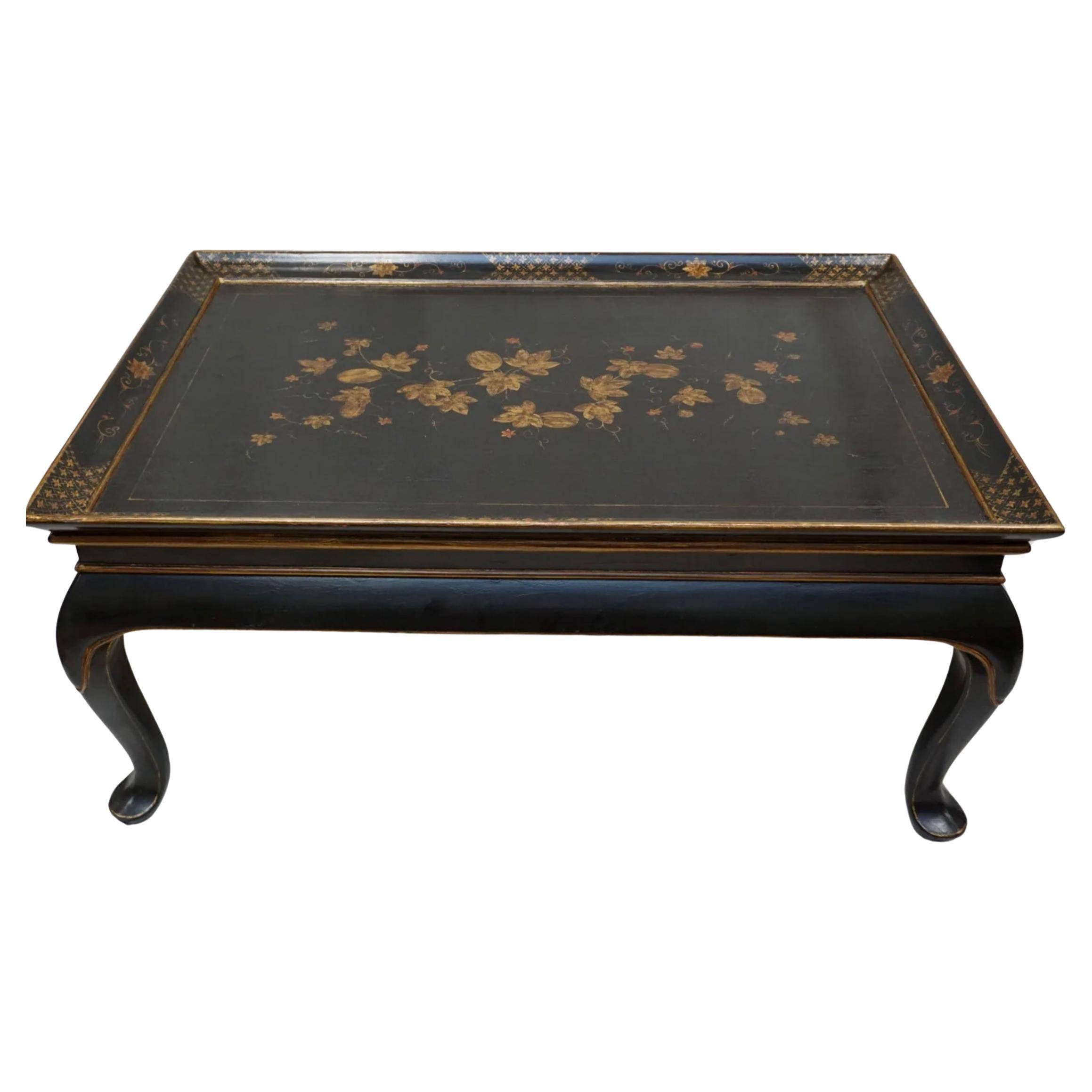 Burton~Ching Chinoisrie Couchtisch in Schwarz und Gold